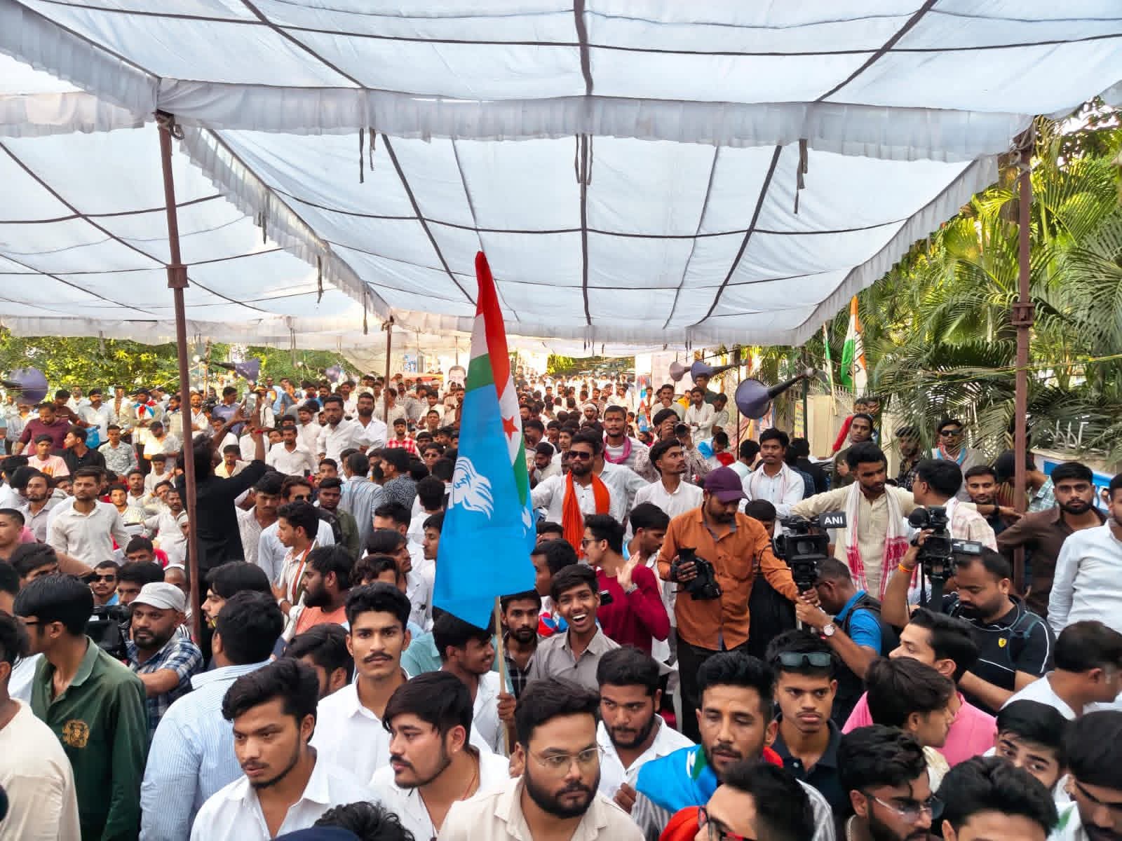 भोपाल में छात्रों का फूटा गुस्सा, NSUI ने सरकार के खिलाफ खोला मोर्चा