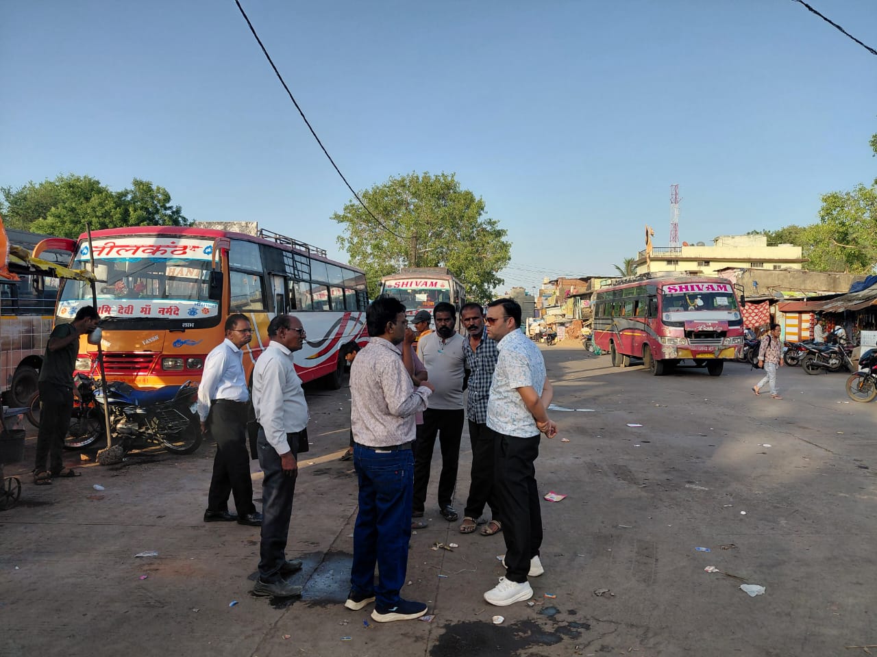*बिना परमिट और फिटनेस वाले वाहनों पर आरटीओ का शिकंजा*