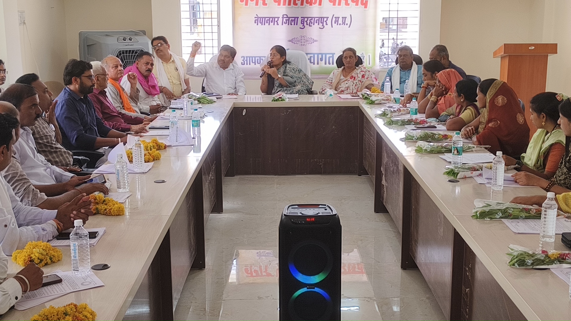  परिषद की बैठक में विधायक के समक्ष उठाया नगर में हो रहे घटिया निर्माण कार्य का मुद्दा, कांग्रेस के पांच पार्षद परिषद की बैठक में अनुपस्थित 