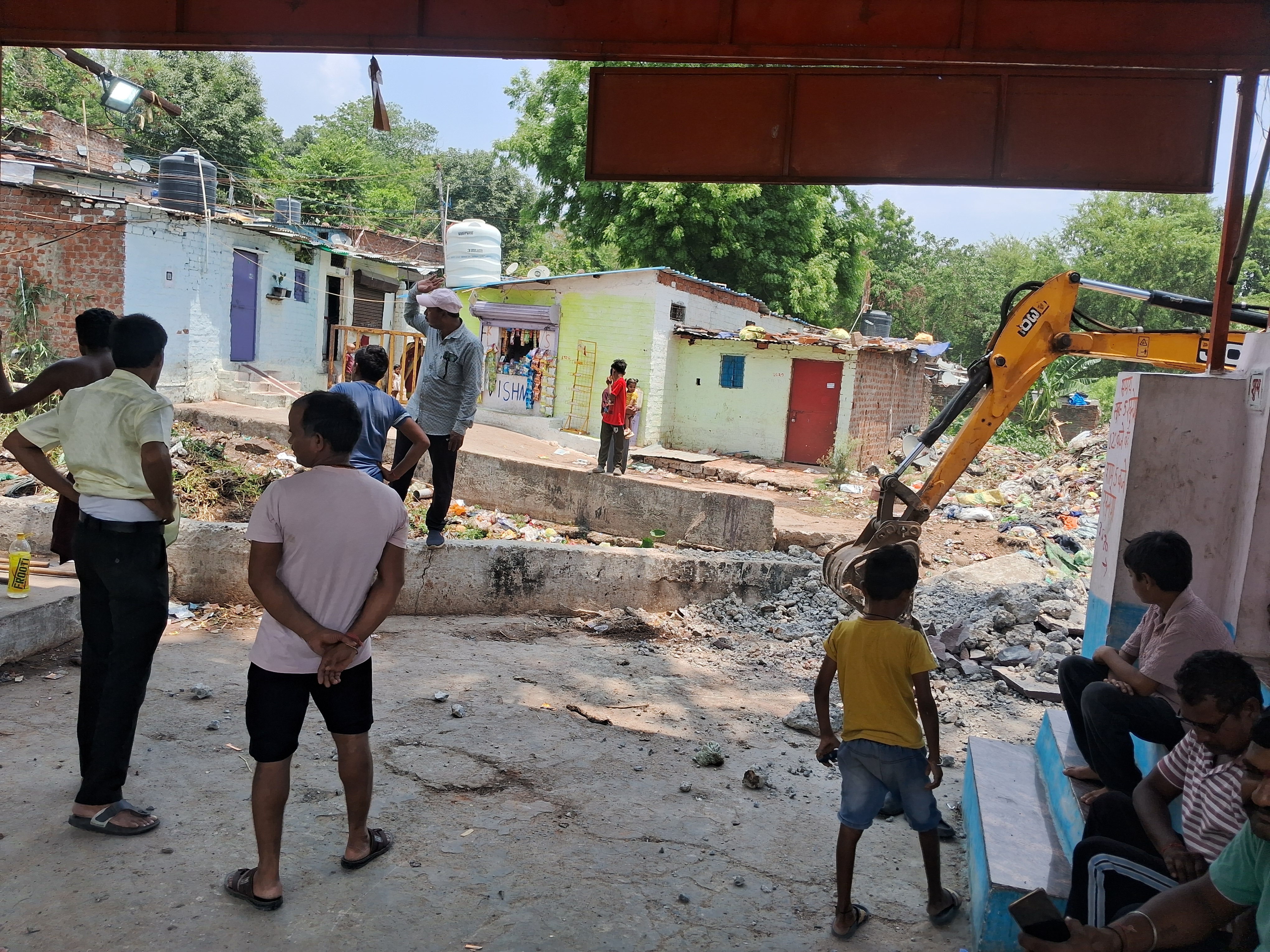 Ward no 24 Ganganagar bhopal mai puliya ka Naya Nirmad aur saf safai nagarnigam ke doura hui 