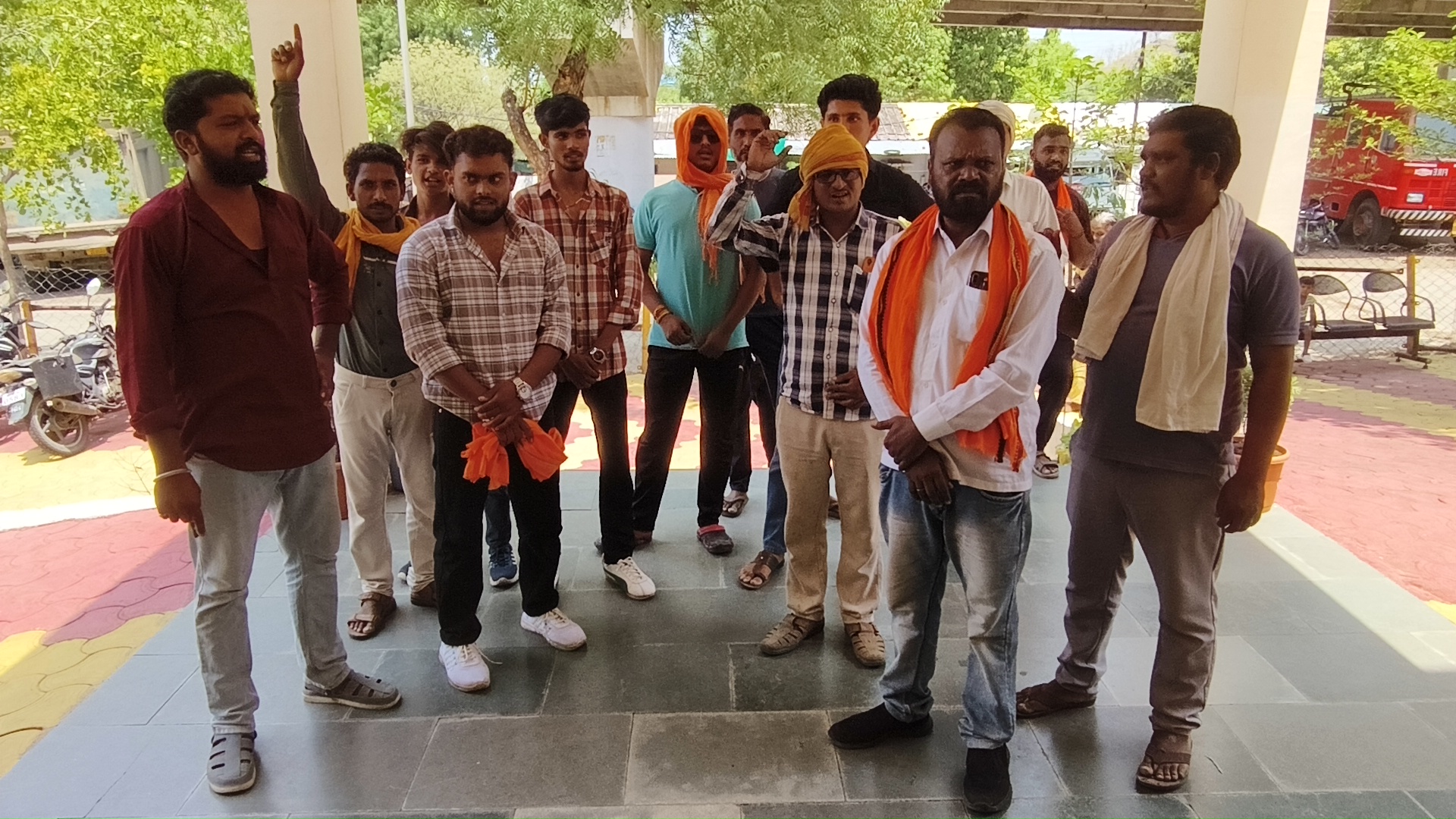 आदिवासी महिला को लेकर भाग मुस्लिम युवक
