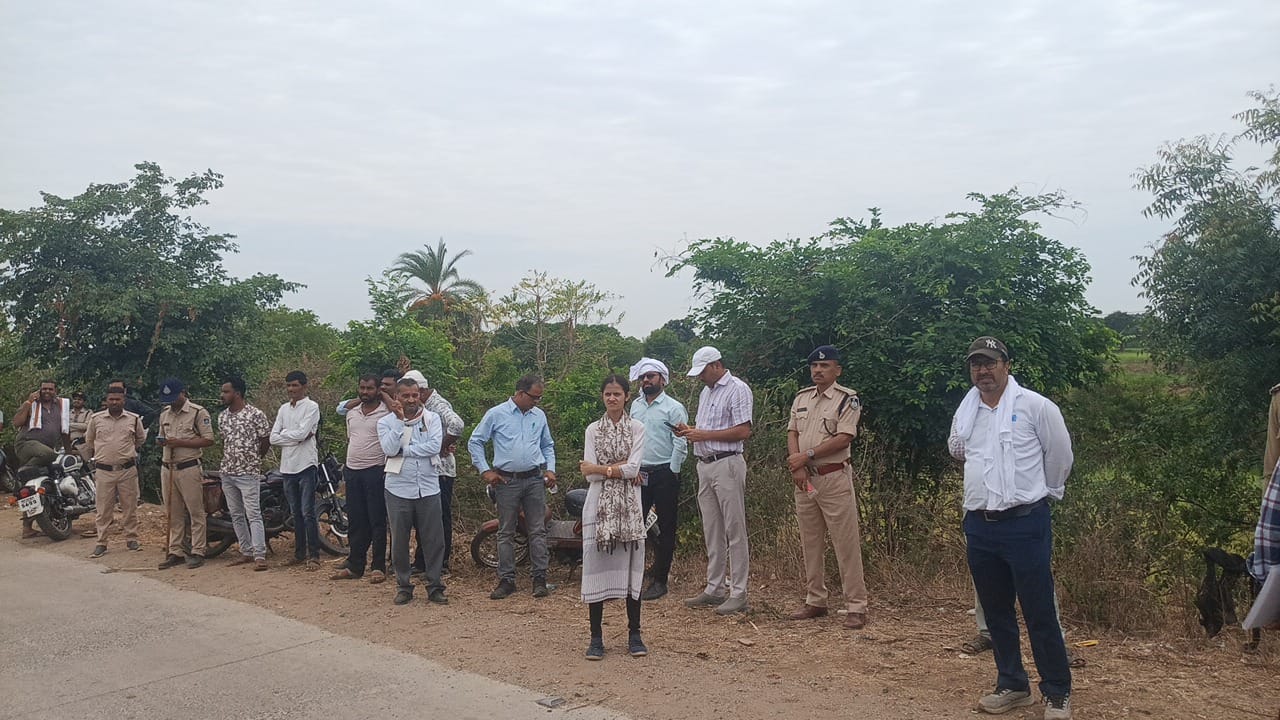 *ग्राम हरण्या में शासकीय भूमि से हटाया गया अतिक्रमण, प्रशासन की बड़ी कार्रवाई*