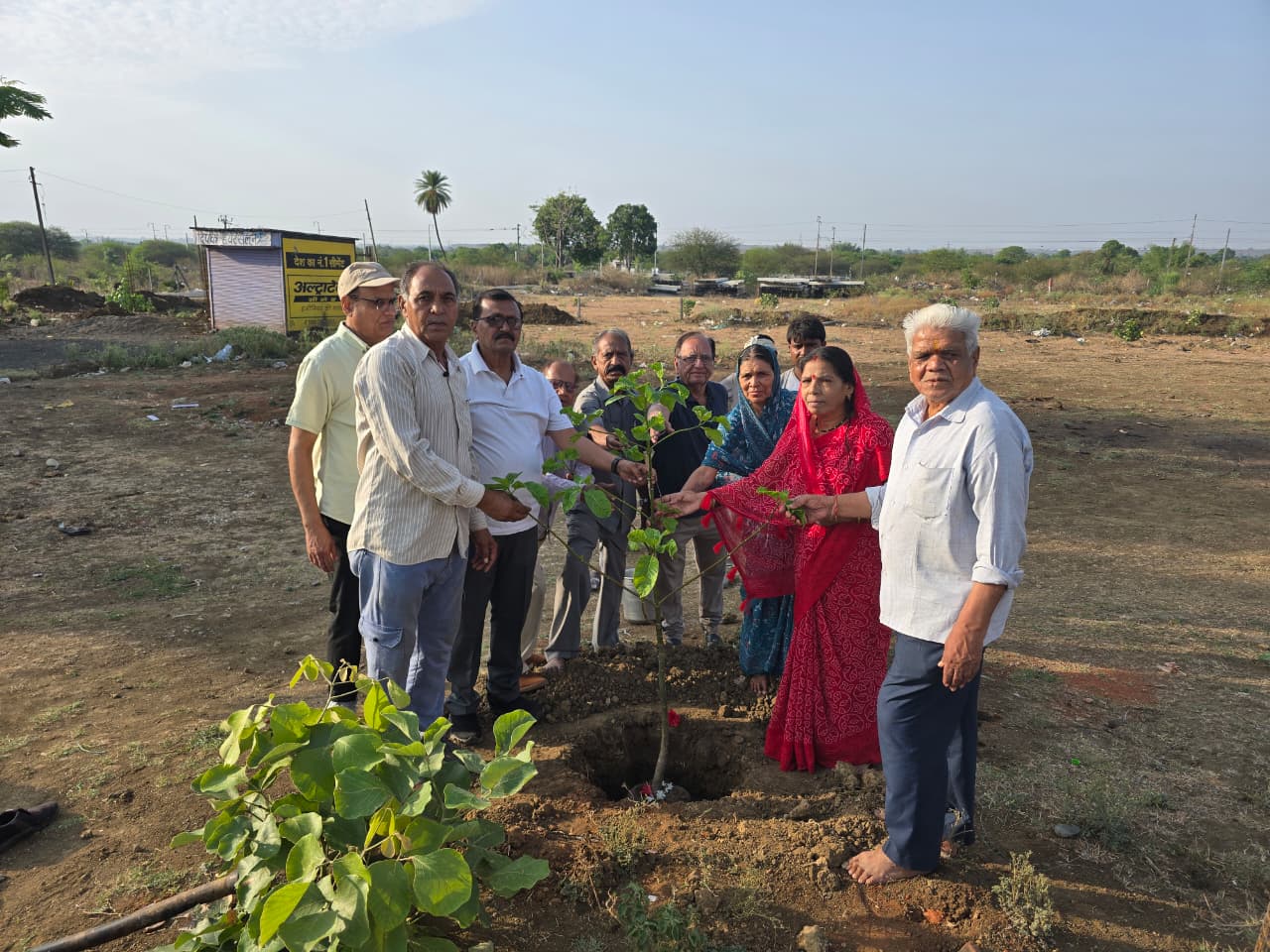 *विश्व पर्यावरण दिवस पर सार्थक सृजन का संकल्प: “अधिकारों नहीं, कर्तव्यों के प्रति सजग रहें”*