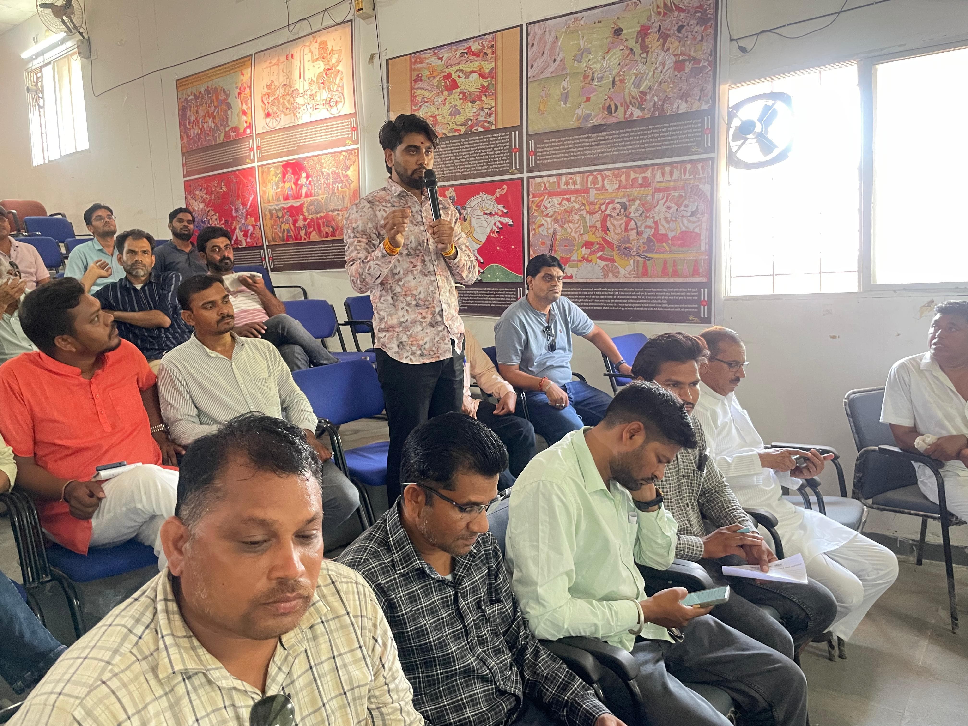 *समान नागरिक संहिता पर जनपरामर्श हेतु उच्च स्तरीय समिति की बैठक का किया गया आयोजन* *विभिन्न वर्गों ने दिए महत्वपूर्ण सुझाव