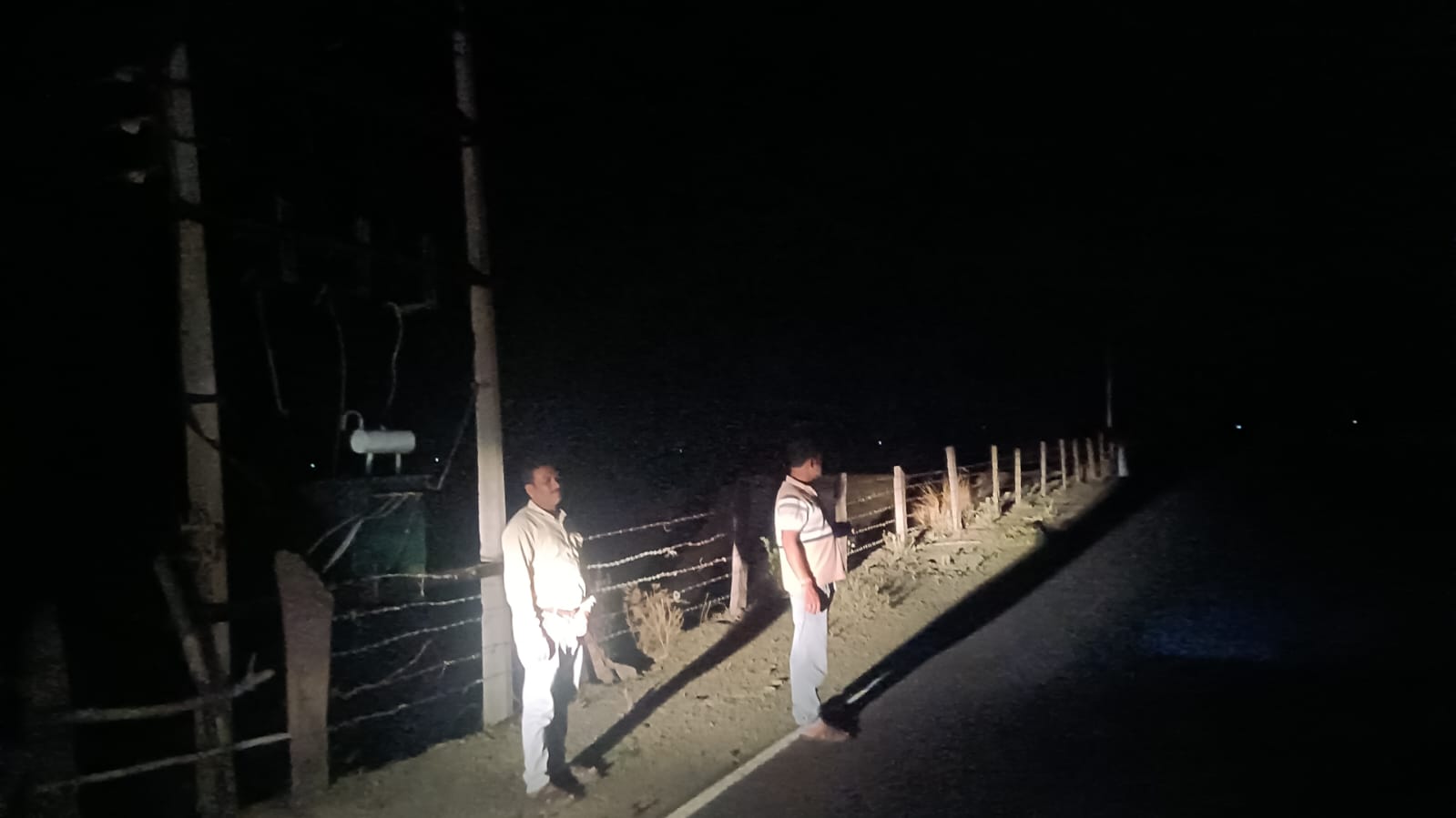 बिजली विभाग को लाखों की चपत,चार गांवों में 11 केवी कृषि फीडरों से तार चोरी, कई खंभे क्षतिग्रस्त