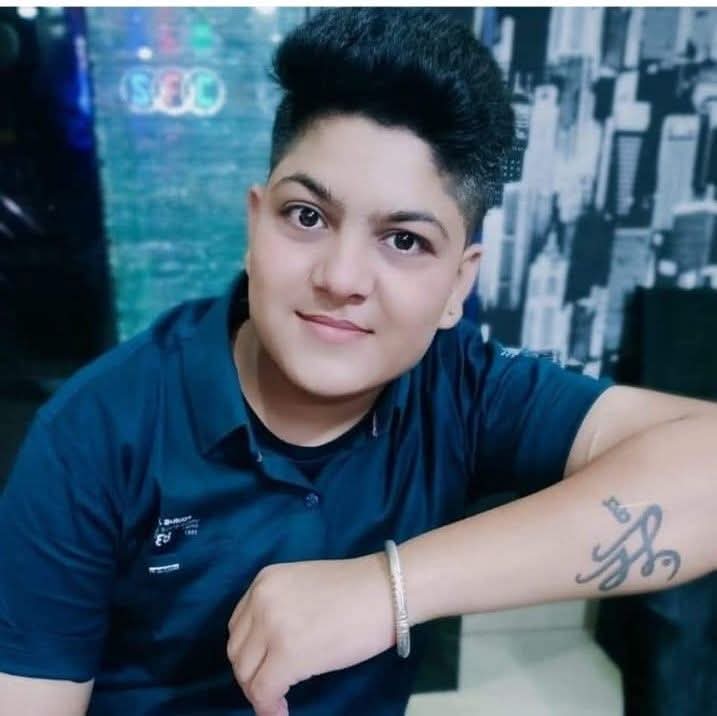 गुना के कोतवाली थाने में पदस्थ 25 वरषीय महिला कॉन्स्टेबल निशा शर्मा ने मंगलवार को पुलिस लाइन स्थित अपने सरकारी क्वॉर्टर में फांसी लगाकर आत्म