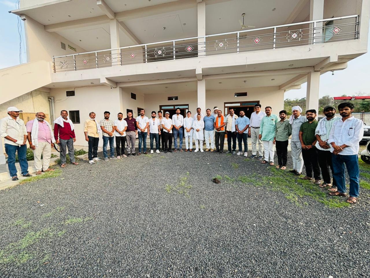 ​क्षत्रिय समाज की बैठक संपन्न: सीहोरा में महाराणा प्रताप जयंती पर होगा भव्य प्रतिमा अनावरण, कुरीतियां मिटाने का लिया संकल्प 
