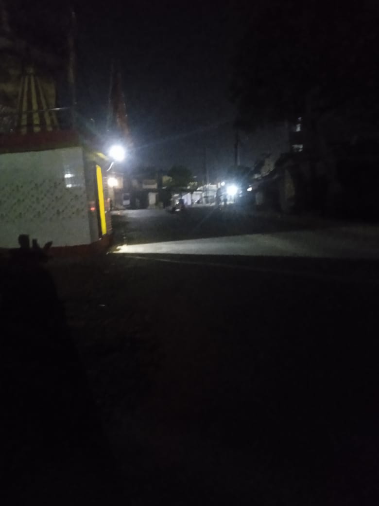 *'मौत के मोड़' पर अतिक्रमण का कब्जा, 5 करोड़ की सड़क का चौड़ीकरण अटका*