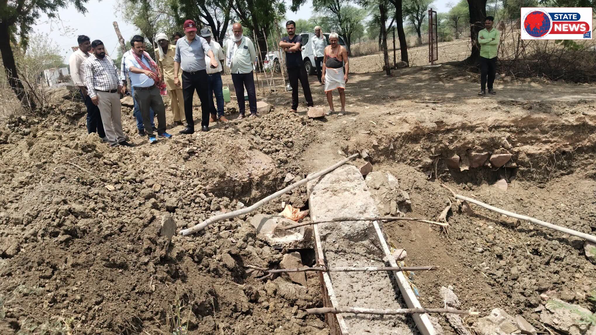 टीकमगढ़ कलेक्टर  विवेक श्रोत्रिय ने पठा-माडूमर नहर पर चल रहे सुधार कार्य का किया निरीक्षण , प्रगति पर व्यक्त किया संतोष  