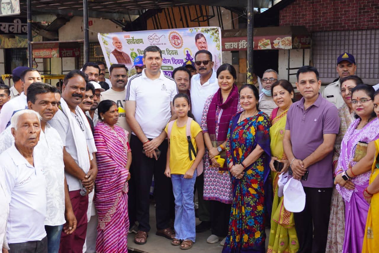 दलसागर तालाब में चला स्वच्छता अभियान, विधायक-कलेक्टर व एसपी ने किया श्रमदान