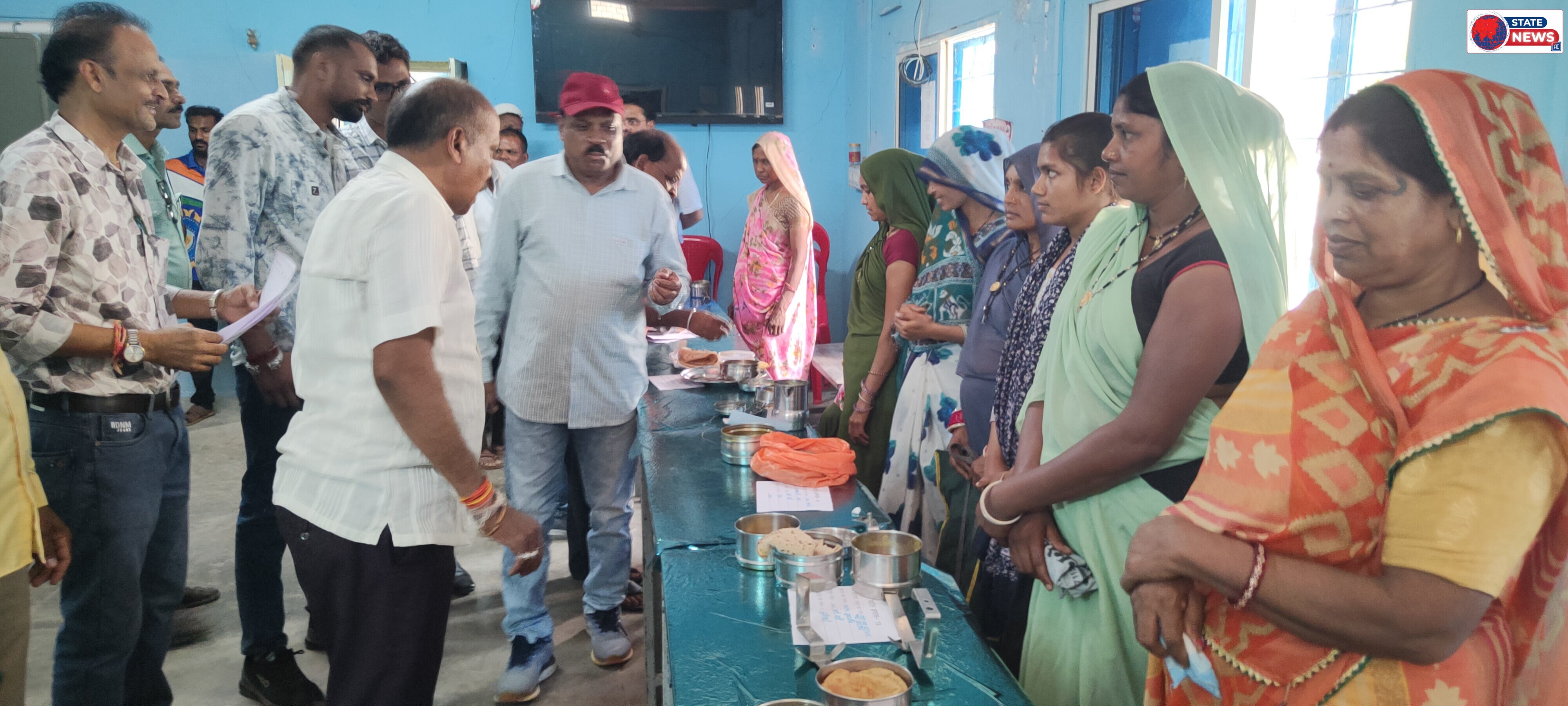 पोष्टिक और रुचिकर भोजन को बढ़ावा देने रसोइयों की विकासखंड स्तरीय प्रतियोगिता आयोजित