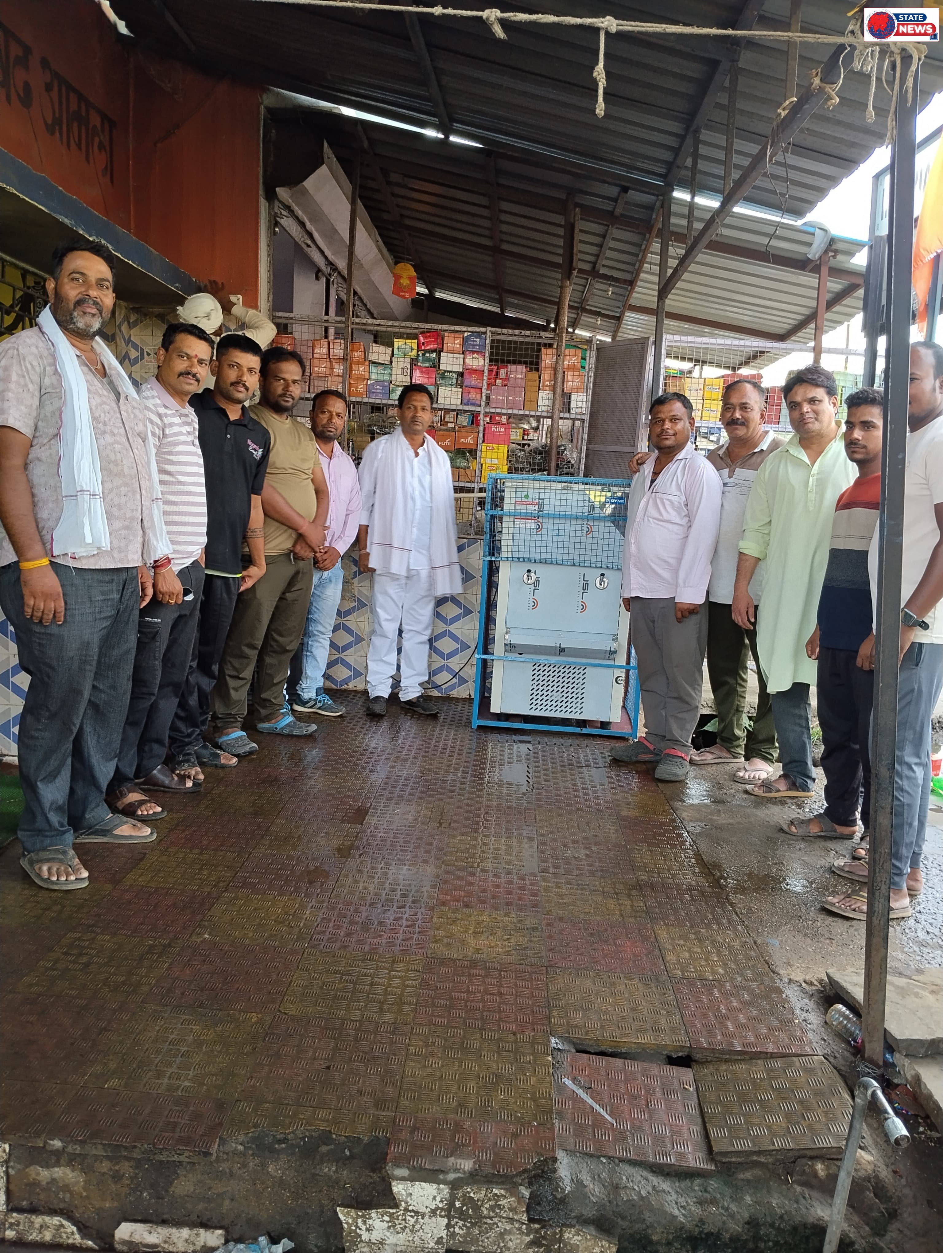 *पार्षद खुशबू विजय अतुलकर की पहल लाई रंग, बस स्टैंड प्रतीक्षालय में लगा वाटर कूलर*