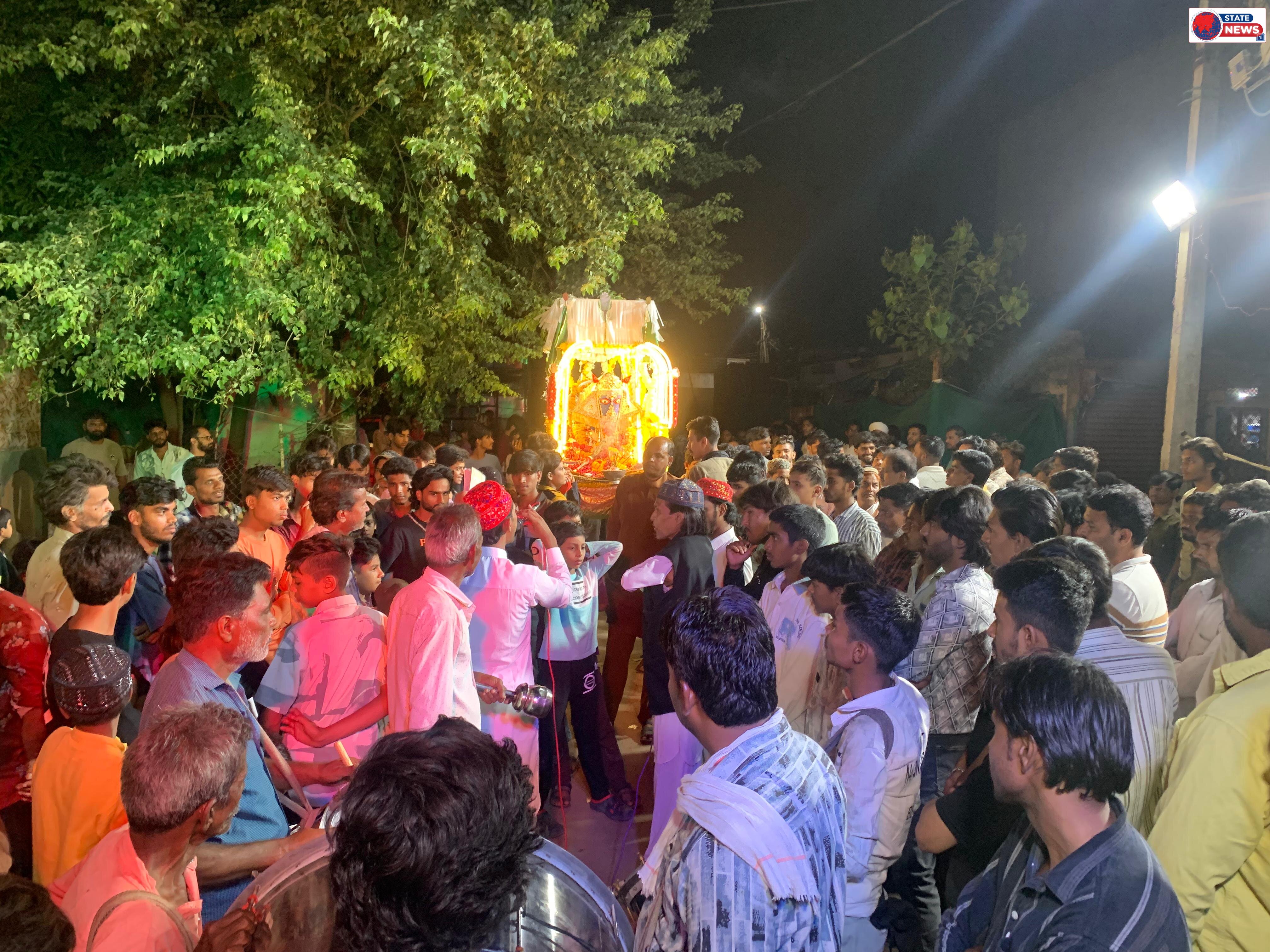 मोहर्रम पर निकला दुलदुल का जुलूस, कव्वालों की प्रस्तुतियों ने बांधा समां