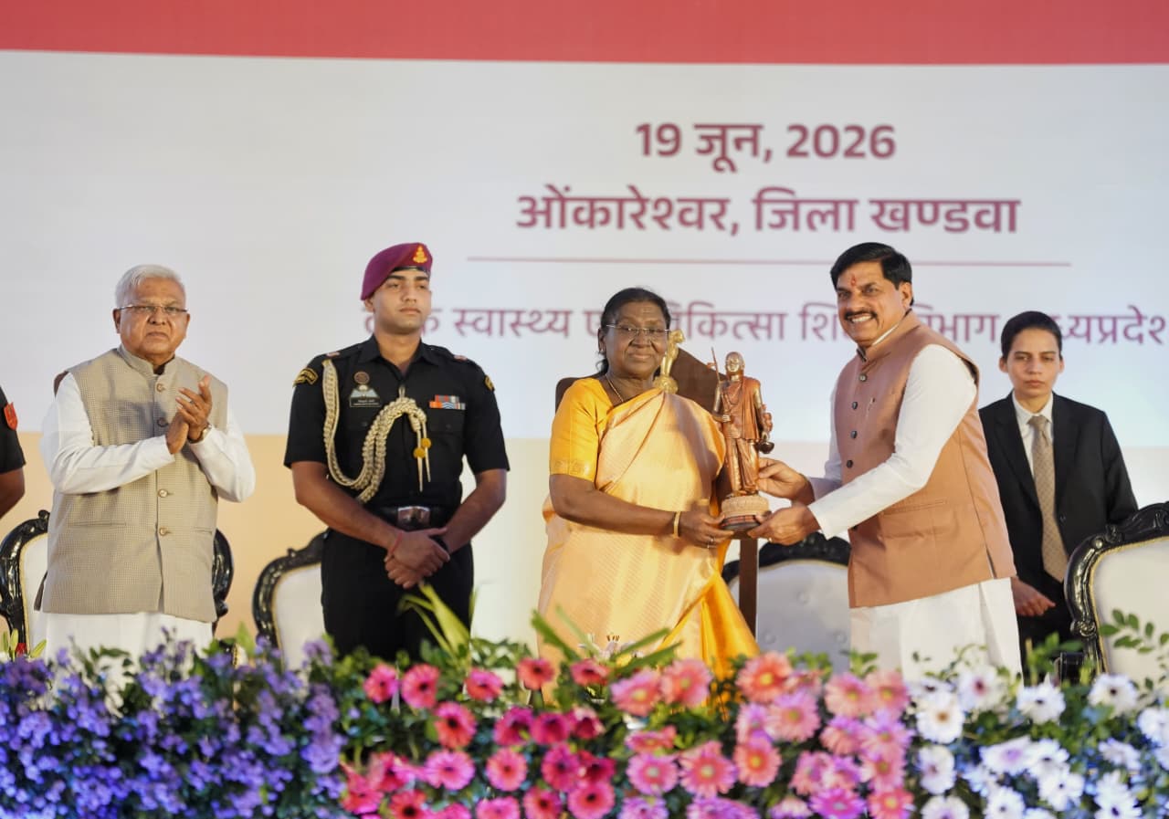 *विश्व सिकल सेल दिवस:*  *राष्ट्रपति श्रीमती मुर्मु ने की राज्य सरकार की सराहना, कहा- समय से पहले पूरा हो गया स्क्रीनिंग का लक्ष्य*  - *खंडवा