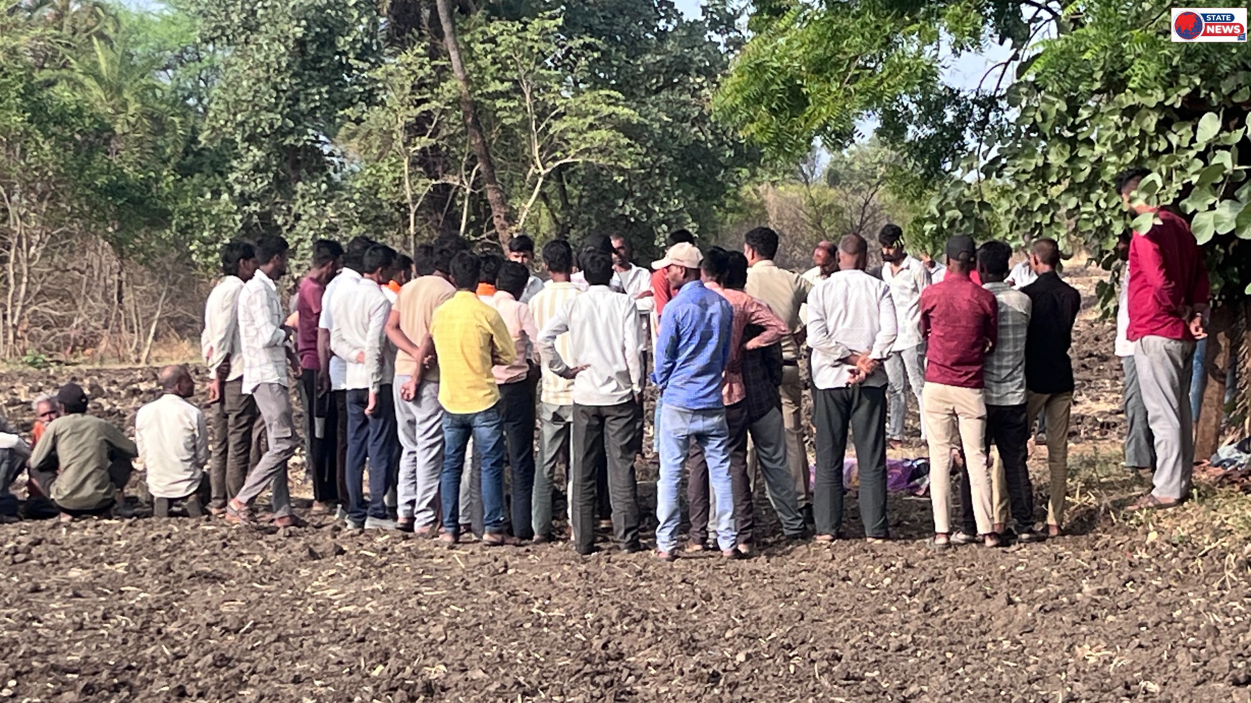 खेत पर जुताई करने गए 35 वर्षीय किसान की निर्मम हत्या, खून से लथपथ मिला शव