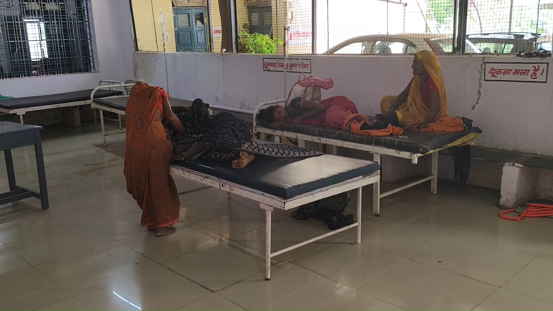 सीवल का सामुदायिक स्वास्थ्य केंद्र में 15 जून को डॉक्टर के ट्रांसफर के बाद, अभी तक कोई नहीं है डॉक्टर, आम जनता की समस्याएं बड़ी