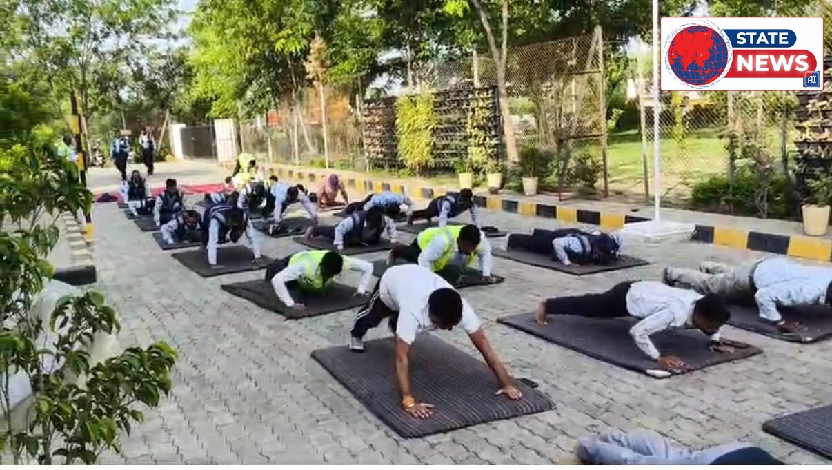 योग दिवस पर बहोरीपार टोल प्लाजा में योग सत्र