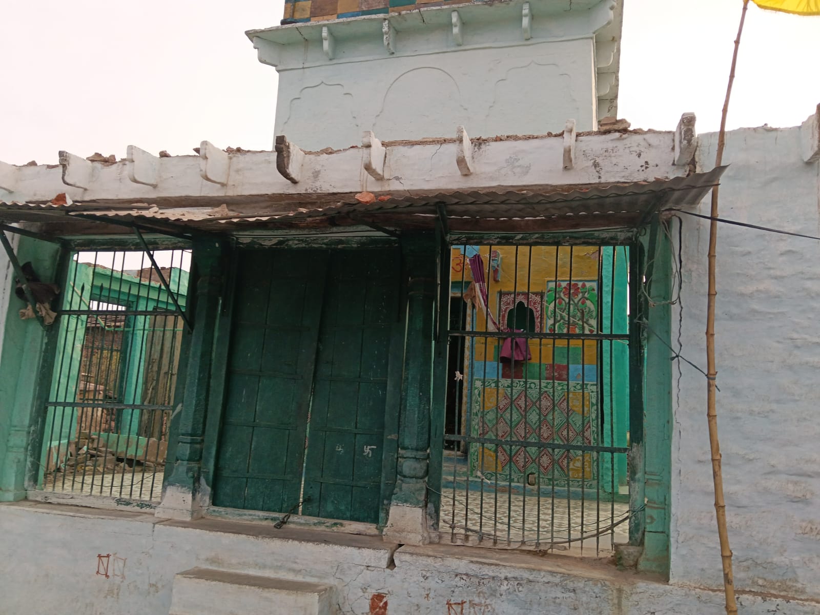 भुगावली थाना खिमलासा का मंदिर की तोड़फोड़ 