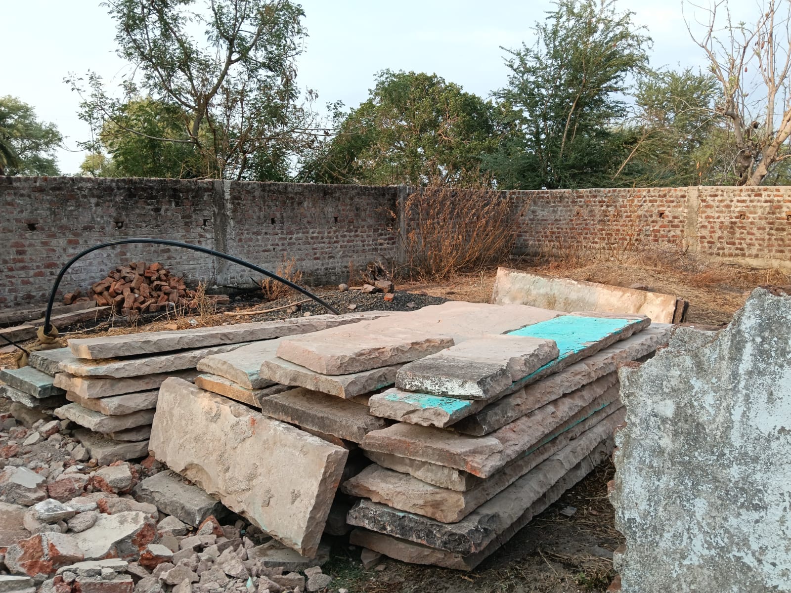 भुगावली थाना खिमलासा का मंदिर की तोड़फोड़ 