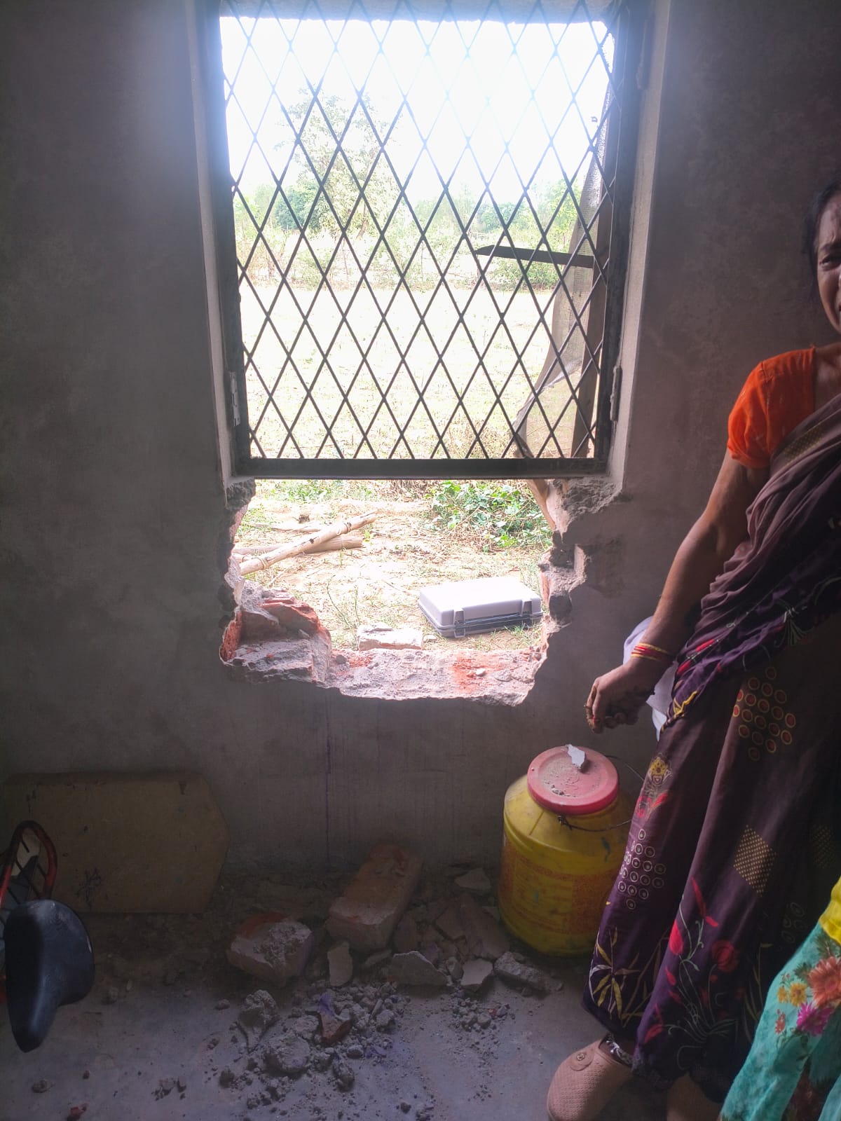 जनेह में चोरों का जबरदस्त आतंक लाखों की चोरी से लोगों में दहशत