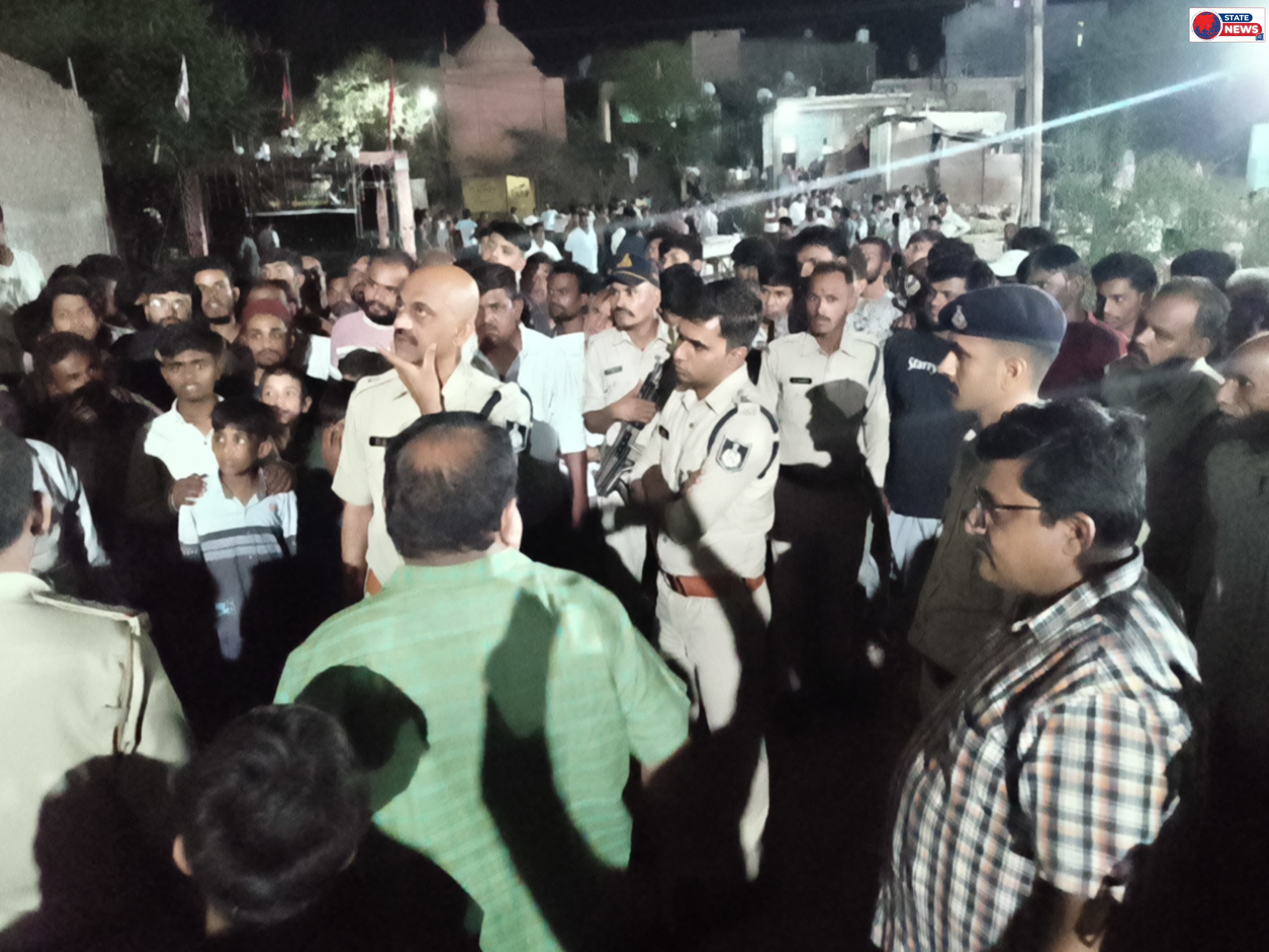 ताजिया टकराया हाइड्रेशन लाइंन से 10 घायल 3 की मौत
