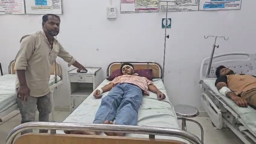 रीवा में जिम से लौट रहे युवकों पर खूनी हमला, 7 बदमाशों ने घेरकर बरसाए धारदार हथियार, चेन-नकदी लूटकर फरार