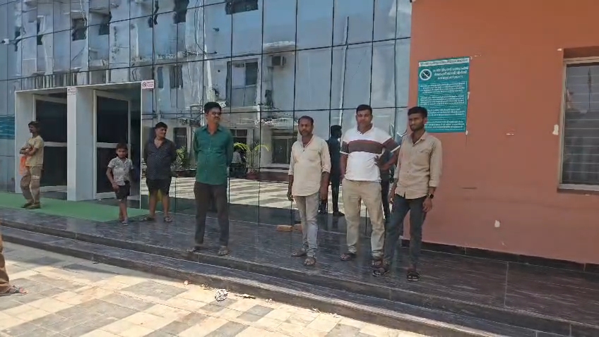 रीवा में जिम से लौट रहे युवकों पर खूनी हमला, 7 बदमाशों ने घेरकर बरसाए धारदार हथियार, चेन-नकदी लूटकर फरार
