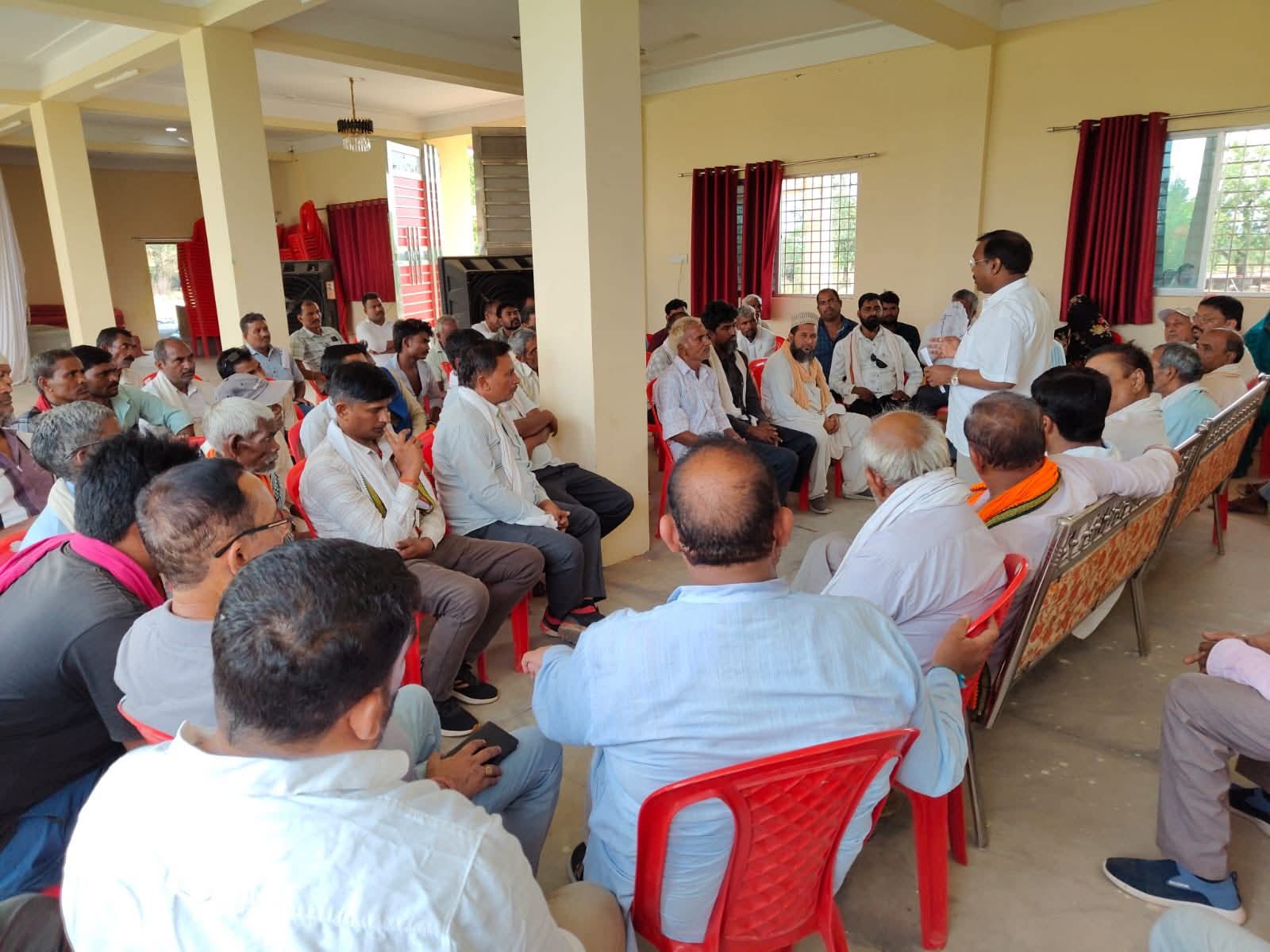 संगठन सृजन अभियान को मिली नई गति: सिहावल, बघोर और सुपेला मंडलम में कमलेश्वर पटेल ने कार्यकर्ताओं को दिया संगठन मजबूती का मंत्र