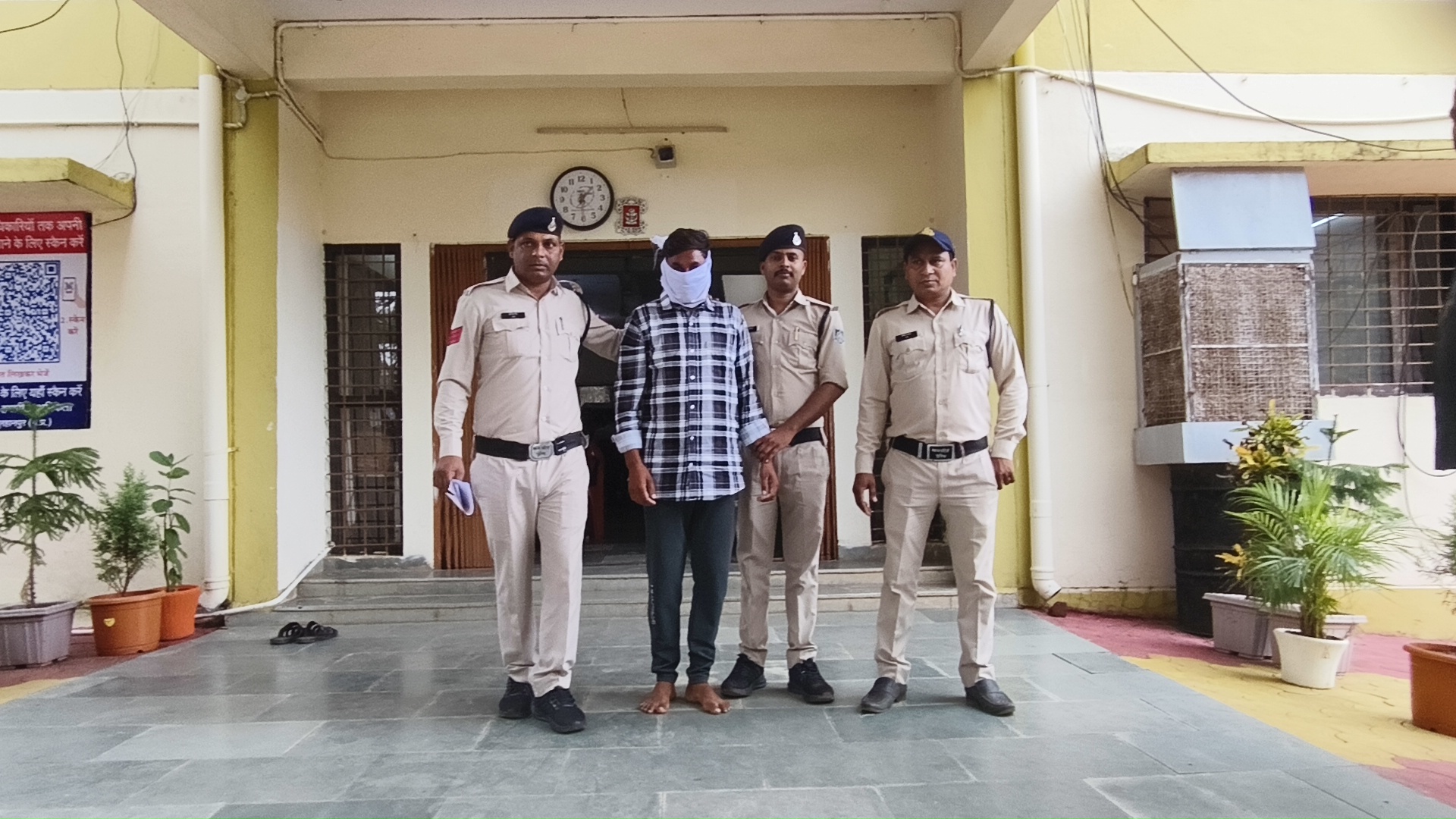 अवैध शराब पर शिकंजा कसने में नेपानगर पुलिस को मिली बड़ी सफलता।