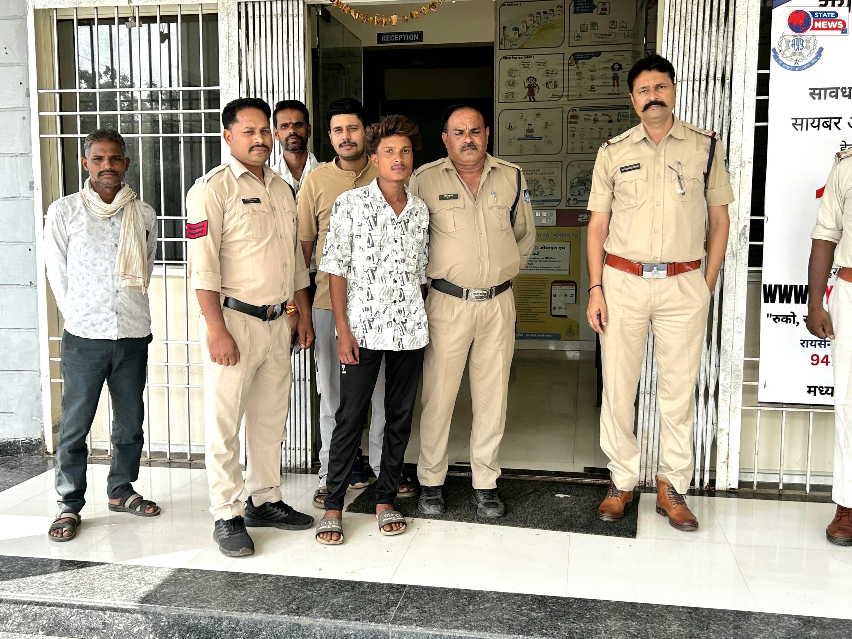 सलामतपुर में सनसनी: नाबालिग को कमरे में बंधक बनाकर दुष्कर्म, आरोपी गोलू सहरिया गिरफ्तार -मेडिकल के बाद सोमवार को रायसेन न्यायालय में किया पे
