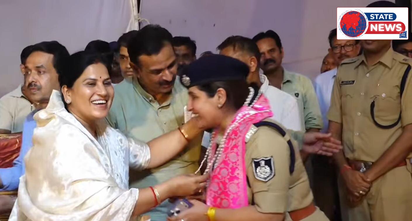 *चेन चोरी खुलासे पर पुलिस अधीक्षक सहित पुलिस प्रशासन का समाज ने किया सम्मान*  गुना। गुना पुलिस अधीक्षक श्रीमती हितिका वासल एवं पुलिस प्रशासन