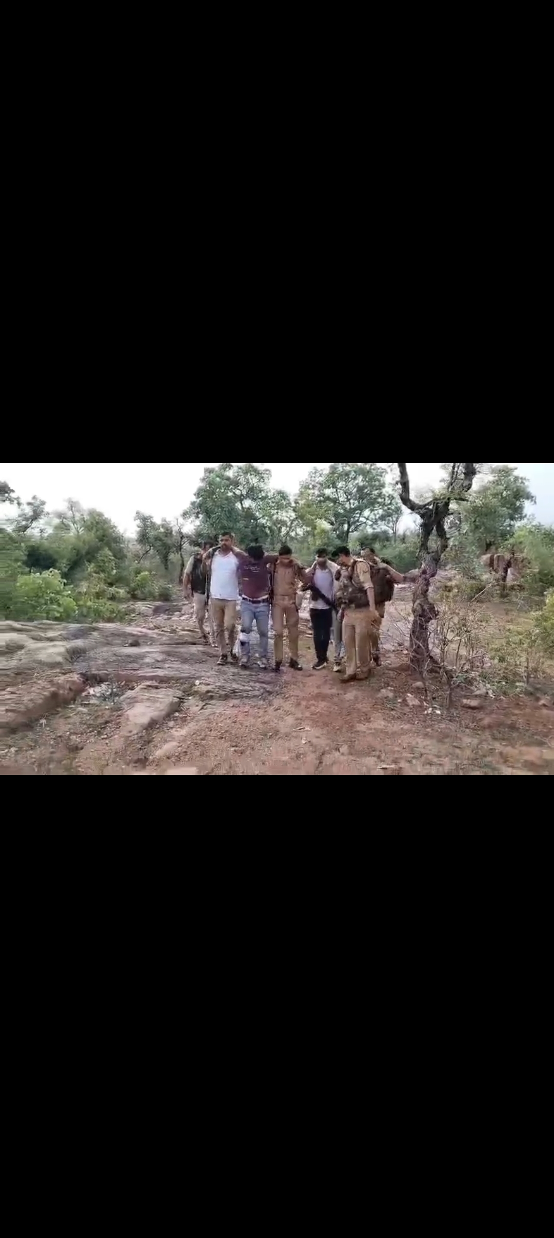 बीना रिफाइनरी नो डेवलपमेंट का अतिक्रमण हटा 