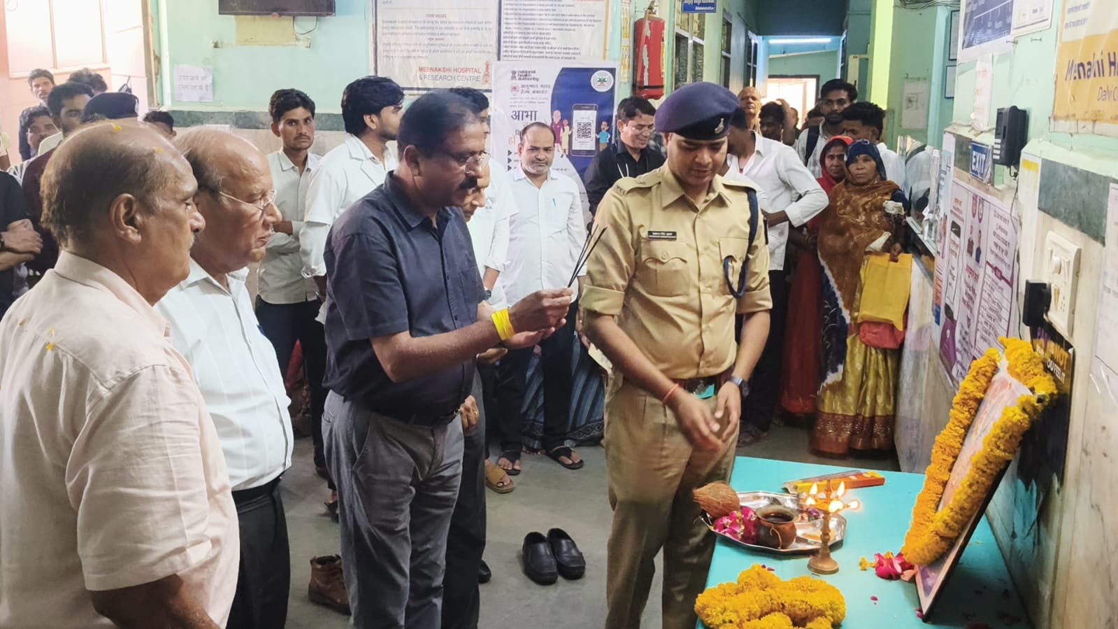 मीनाक्षी हॉस्पिटल में नि:शुल्क स्वास्थ्य शिविर का लाभ