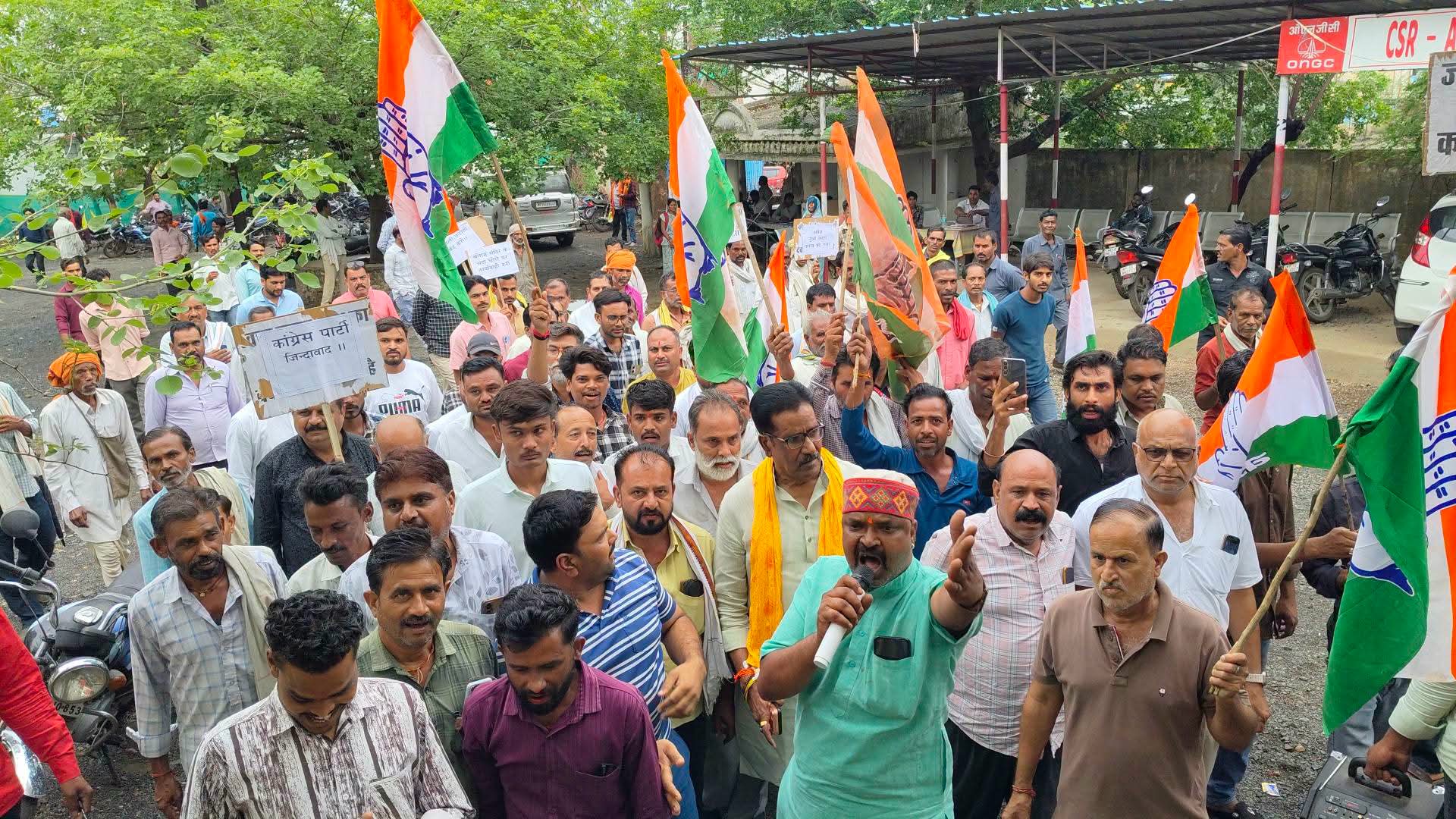 ​किसानों की समस्याओं और भ्रष्टाचार के खिलाफ ब्लॉक कांग्रेस कमेटी केसली का प्रदर्शन, मांगे पूरी न होने पर आंदोलन की चेतावनी