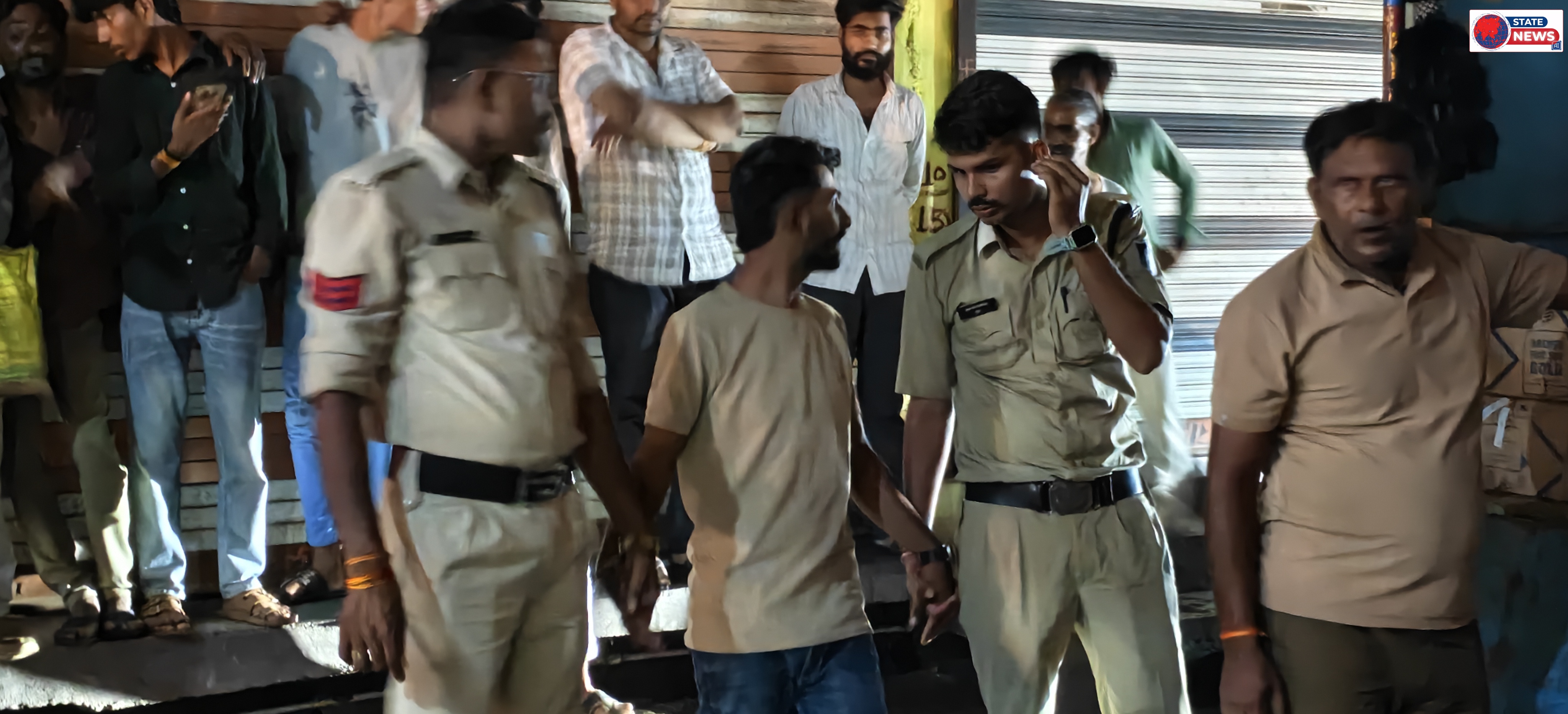 कुम्हार नाका पर पुलिस का बड़ा एक्शन, शराब से भरी पिकअप जब्त