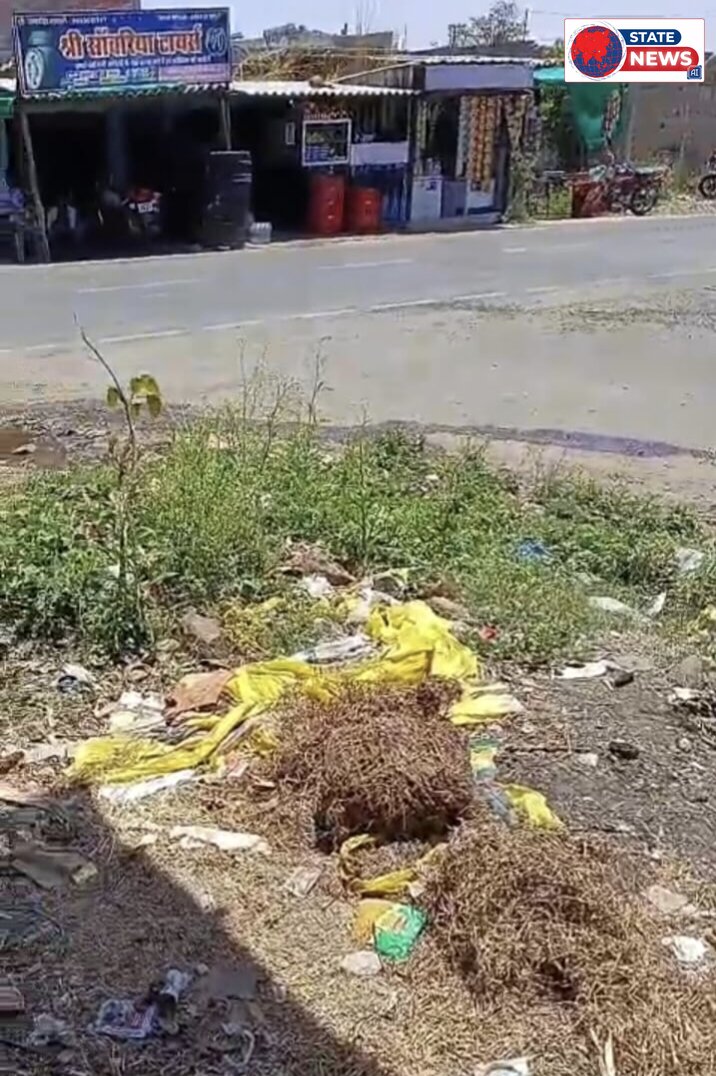 *बम्हनी पंखा का यात्री प्रतीक्षालय अतिक्रमण की चपेट में, महिलाओं और विद्यार्थियों की बढ़ी परेशानी*