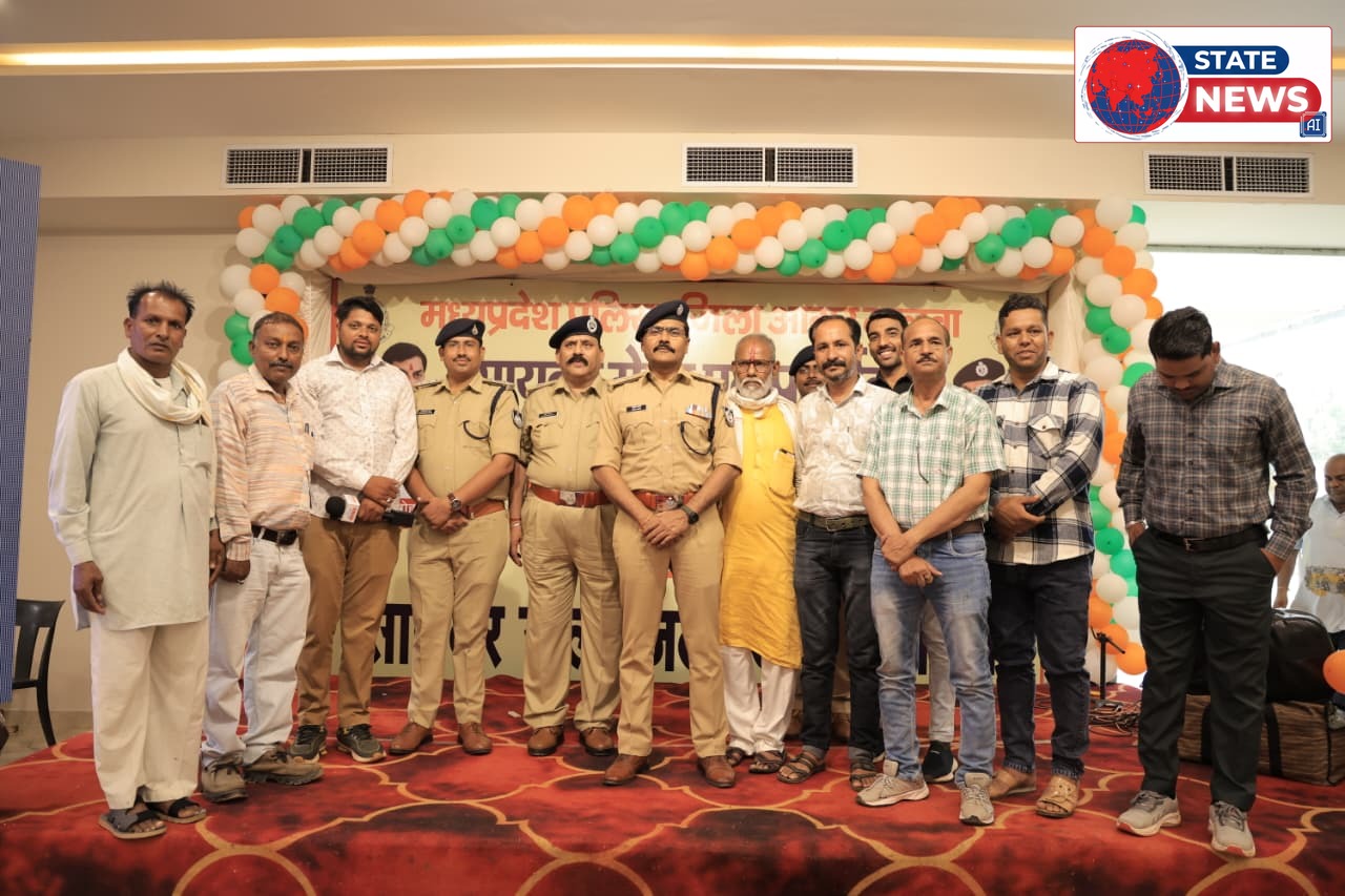 SAFE CLICK-2.0 अभियान का भव्य समापन: 25 हजार विद्यार्थियों ने ली साइबर सुरक्षा शपथ, उत्कृष्ट कार्य करने वालों का हुआ सम्मान