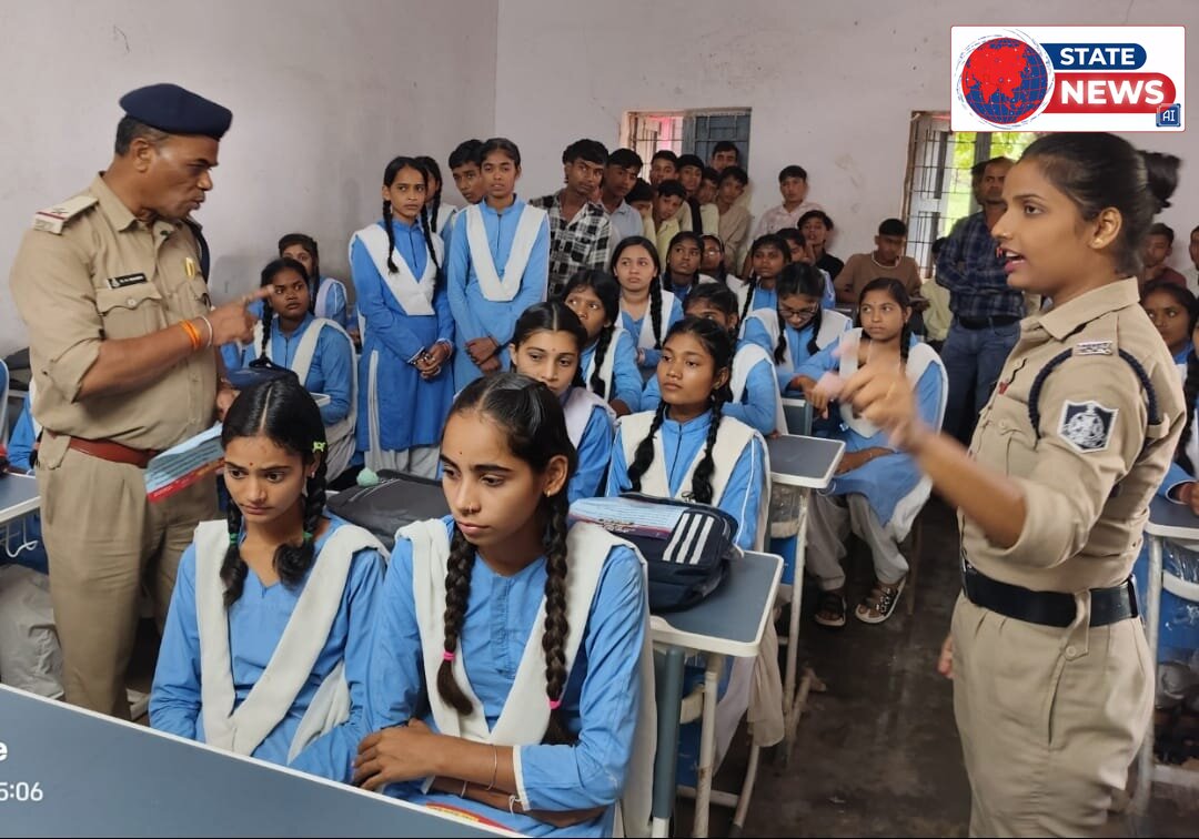 SAFE CLICK–2.0 अभियान: छिपनिया पिपरिया स्कूल में साइबर सुरक्षा का पाठ, छात्राओं को ऑनलाइन ठगी से बचने के बताए प्रभावी उपाय