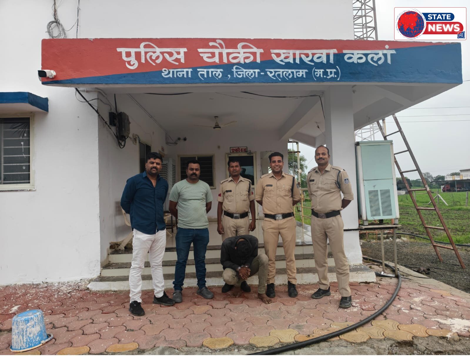 खाचरोद जेल से फरार दुष्कर्म का आरोपी आखिरकार गिरफ्तार, तलवार के साथ दबोचा गया 5 हजार का इनामी बदमाश