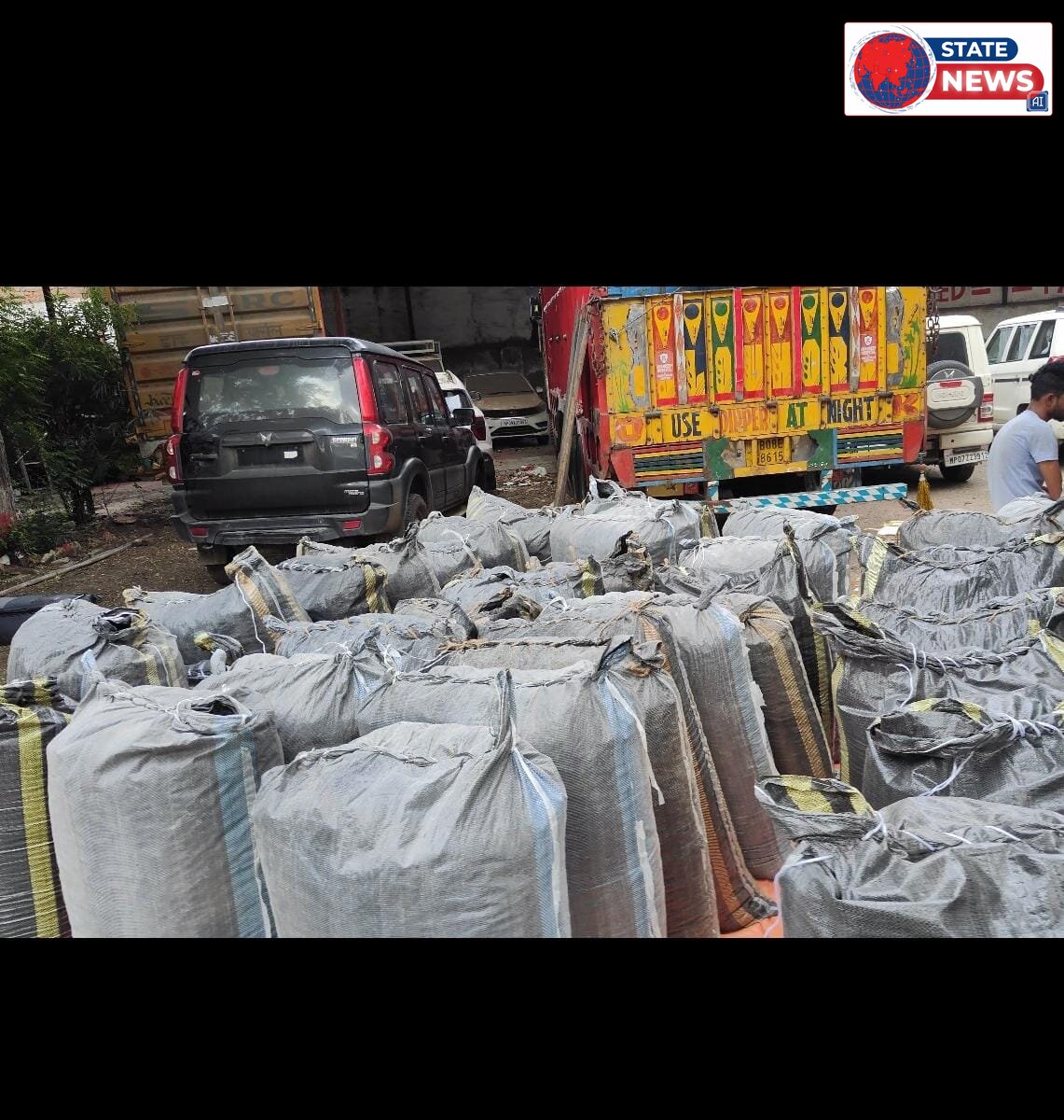 दिल्ली-मुंबई एक्सप्रेसवे पर 782 किलो डोडाचूरा जब्त, दो गिरफ्तार