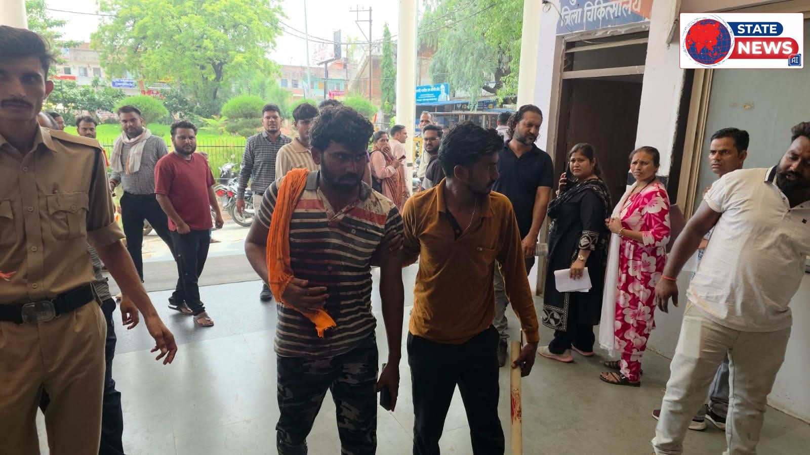 ब्रेकिंग न्यूज़ | छतरपुर  बाबा बागेश्वर के भाई शालिगराम गर्ग पर फायरिंग का आरोप,