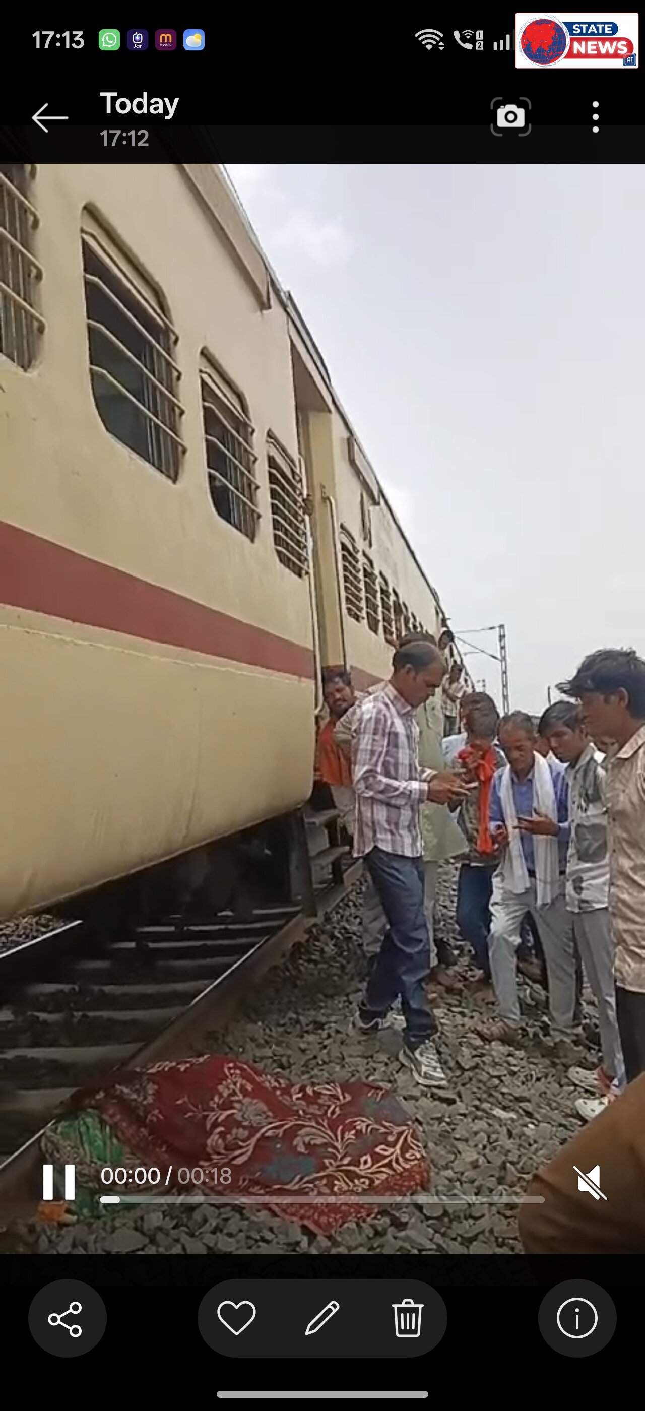 कुंभराज रेलवे स्टेशन के पास बड़ा हादसा, ट्रेन से कटने से महिला की मौत, आधे घंटे से अधिक समय तक खड़ी रही नागदा ट्रेन गुना। जिले के कुंभराज रे