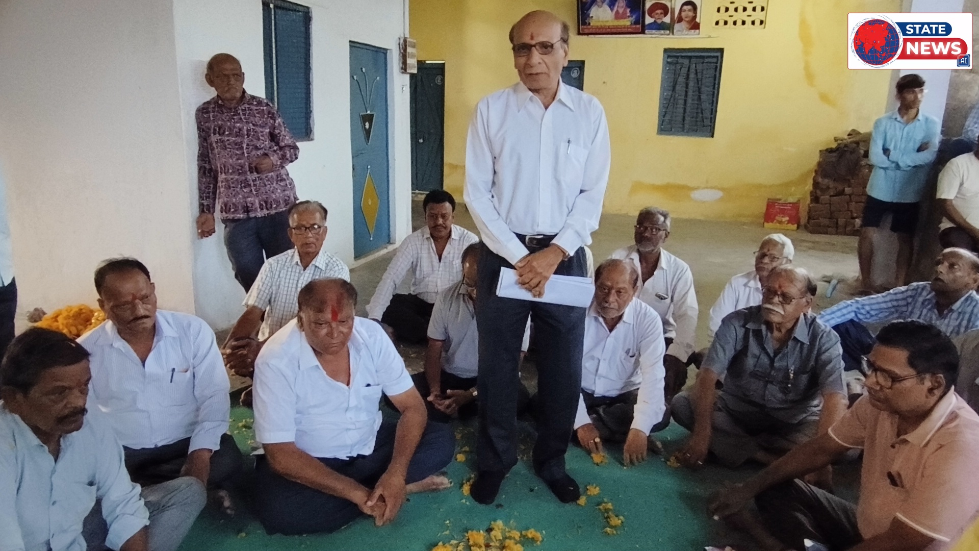नेपा लिमिटेड की दोनों मशीनें शुरू, पूर्व कर्मचारियों से सहयोग की अपील  सांसद व विधायक के प्रयासों से कंपनी ने पुनर्जीवन पाया, 