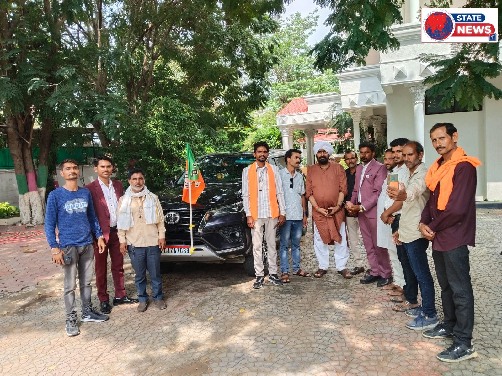 भाजपा नेता जसपाल अरोरा दतिया के लिए हुए रवाना, आशुतोष तिवारी के समर्थन में करेंगे जनसंपर्क