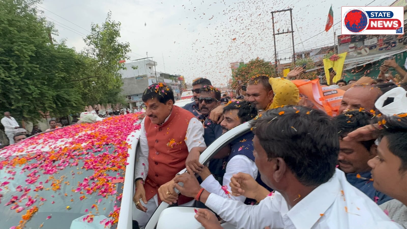 होटल गिरी पैलेस में मुख्यमंत्री डॉ. मोहन यादव का भव्य स्वागत
