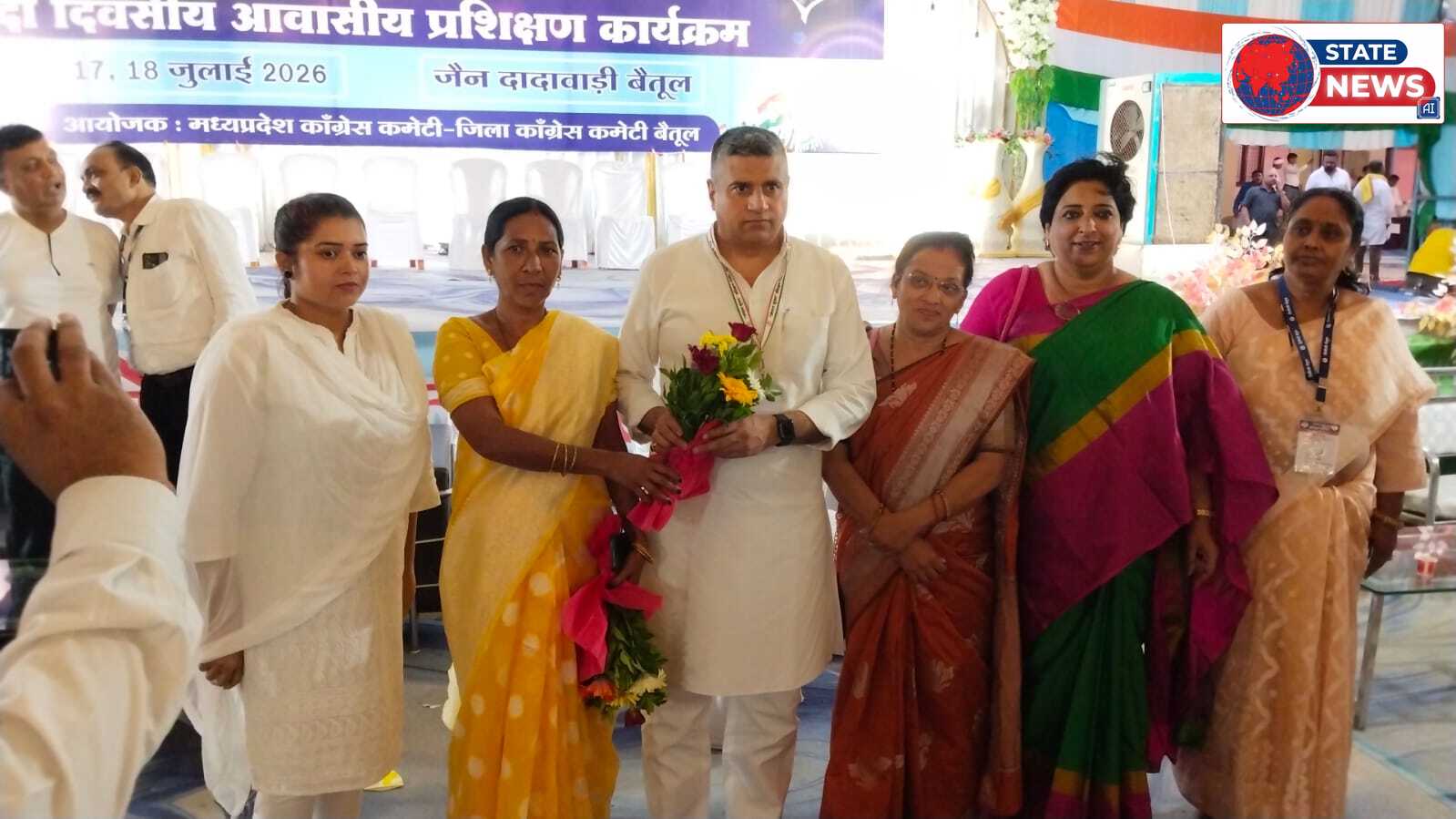 दो दिवसीय कांग्रेस प्रशिक्षण शिविर में शामिल हुईं पार्षद खुशबू अतुलकर, वरिष्ठ नेताओं से की मुलाकात