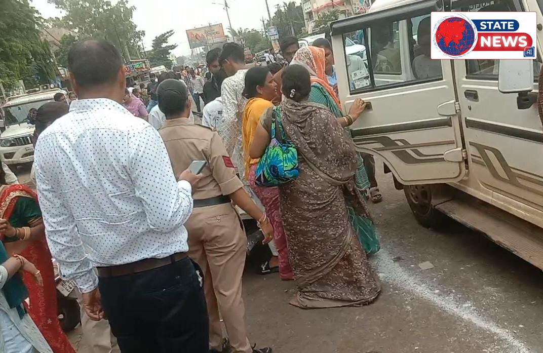 गुना_ जगन्नाथ जी की रथ यात्रा में हुई चेन स्नेचिंग की घटना.   आधा दरजन के लगभग महिलाओं को बनाया निशाना.   यात्रा की शुरुआत में ही 100 मीटर क
