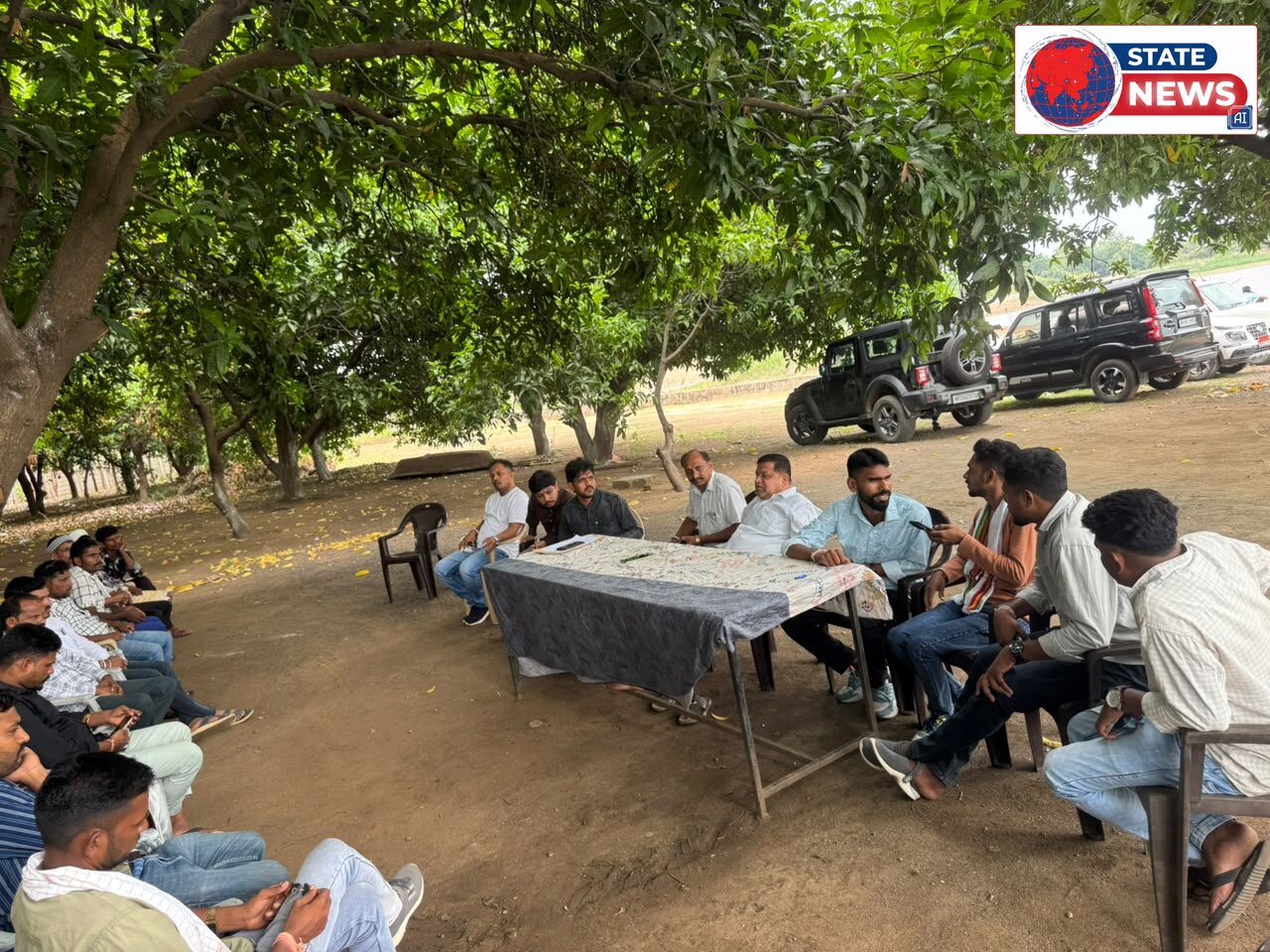 9 अगस्त को ऐतिहासिक बनाने की तैयारी शुरू: विश्व आदिवासी दिवस को लेकर पटेल फार्म हाउस पर मंथनआदिवासी विकास परिषद की बैठक में बनी रणनीति, प्रदेश उपाध्यक्ष महेश पटेल ने समाज से किया एकजुट होने का आह्वान