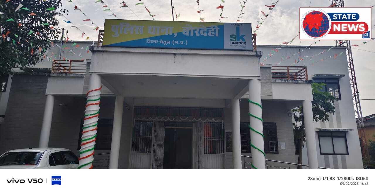 एक ही जिला, दो थाने... कार्रवाई में इतना फर्क क्यों?