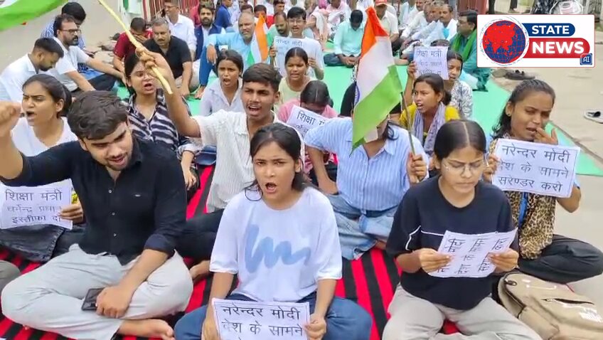 सोनम वांगचुक के समर्थन में रीवा में प्रदर्शन, शिक्षा मंत्री के इस्तीफे की मांग तेज